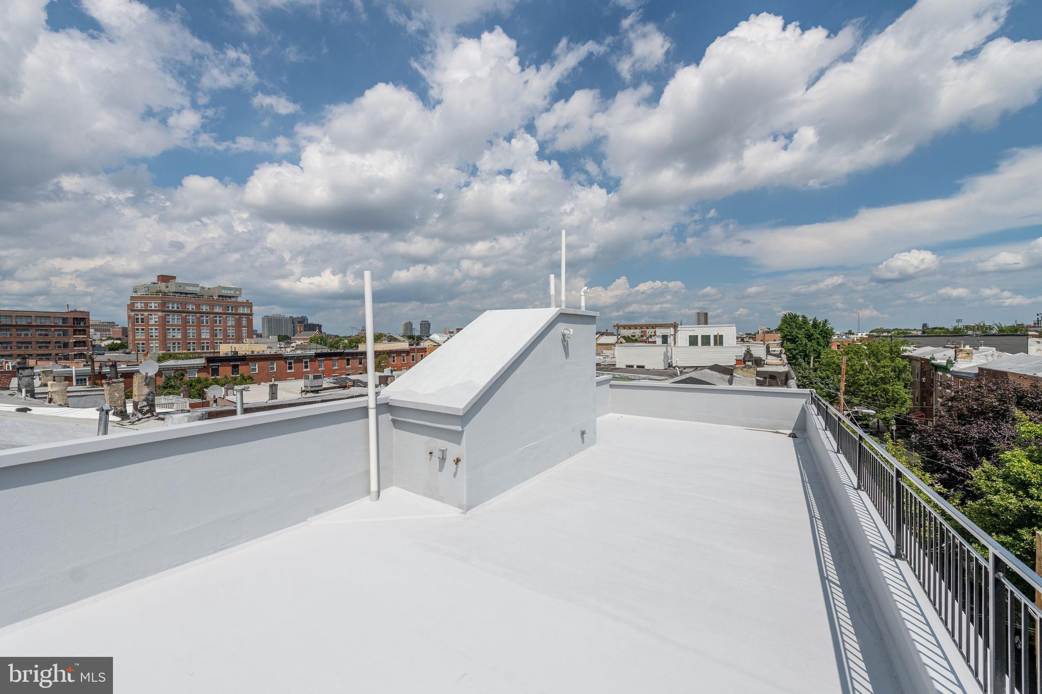 PASSYUNK SQUARE - Residential