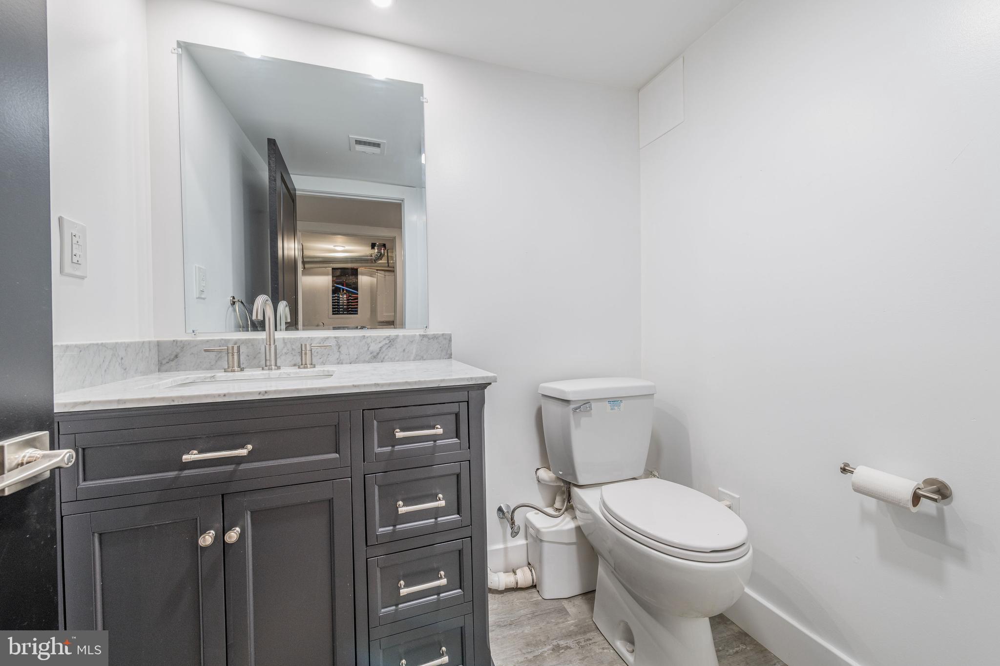 PASSYUNK SQUARE - Residential