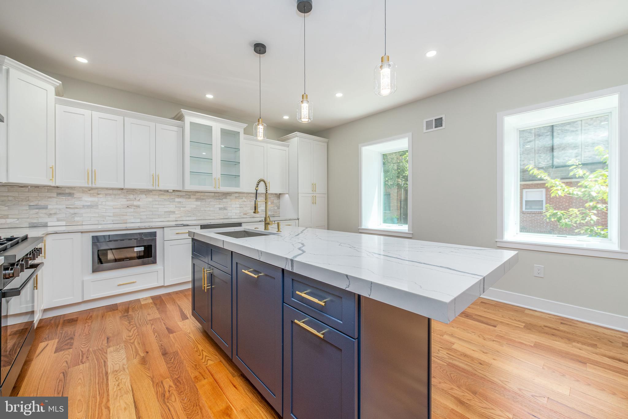 PASSYUNK SQUARE - Residential