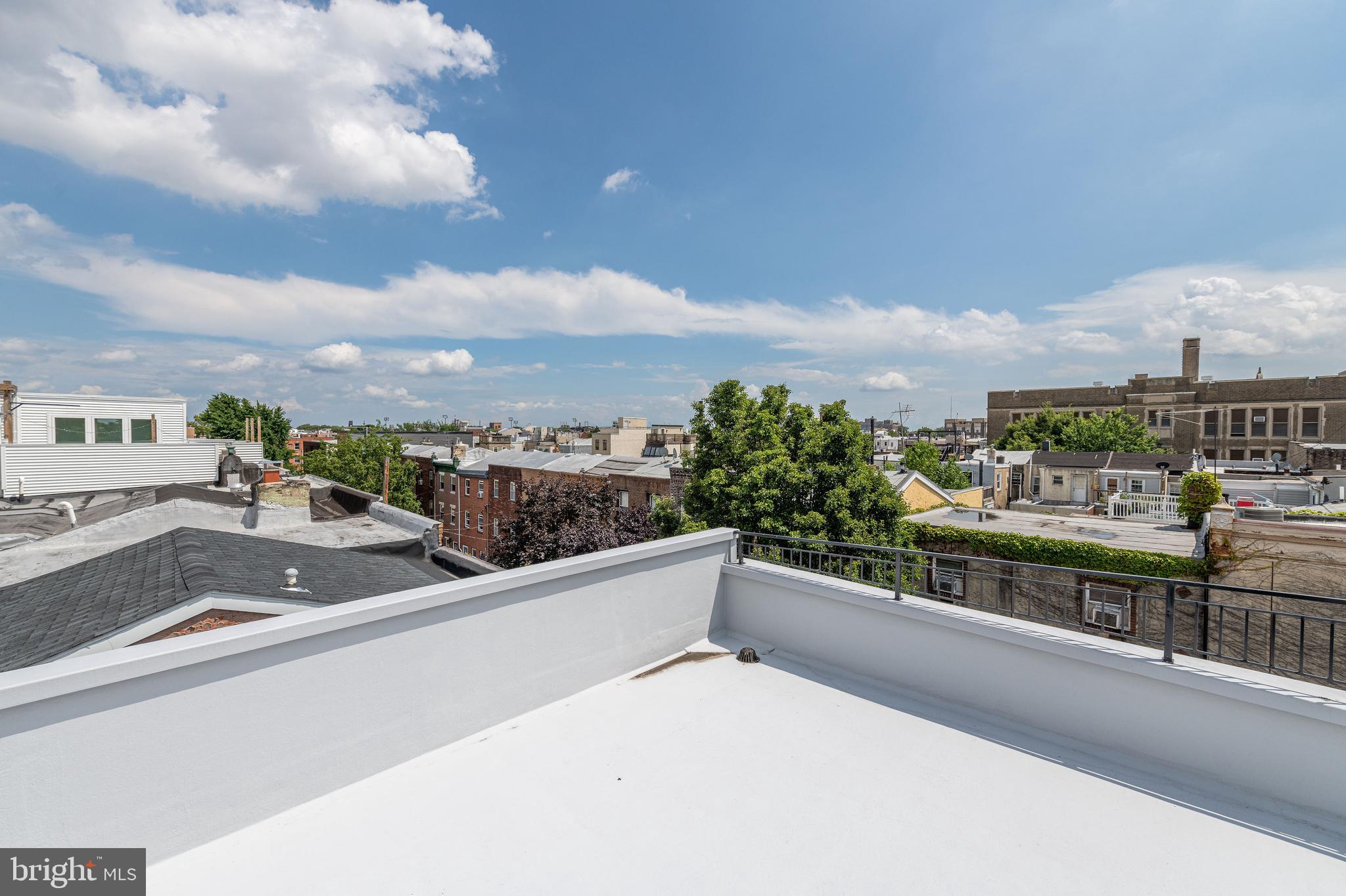 PASSYUNK SQUARE - Residential