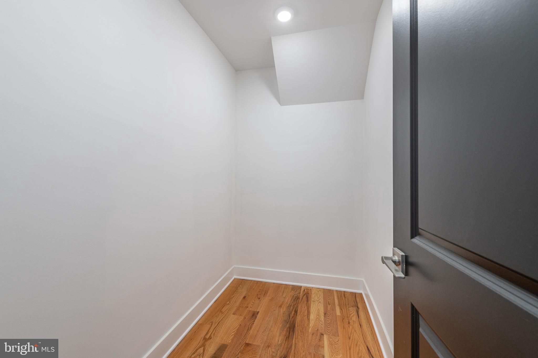 PASSYUNK SQUARE - Residential