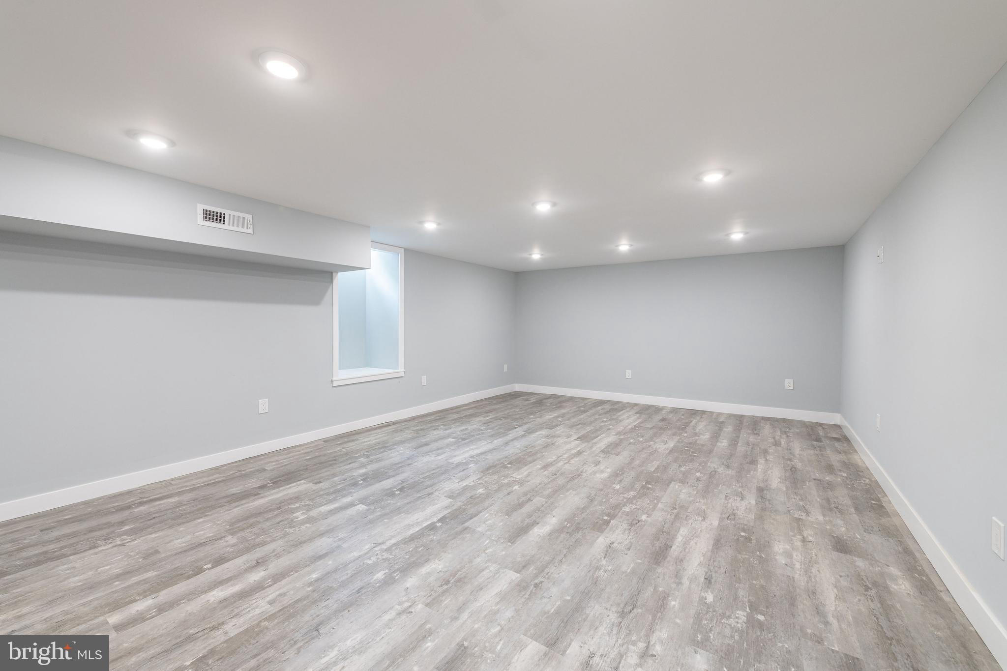 PASSYUNK SQUARE - Residential