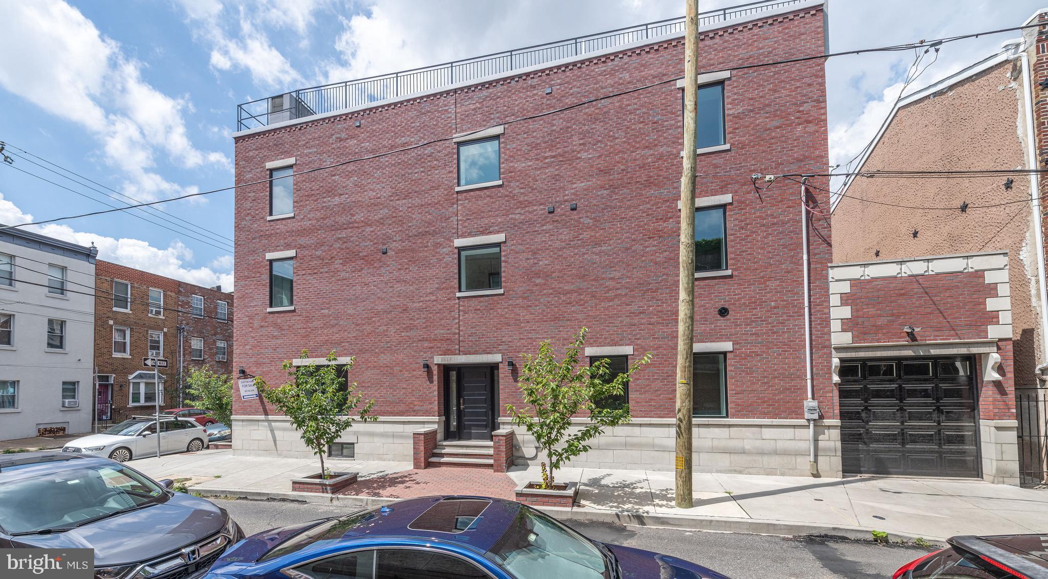 PASSYUNK SQUARE - Residential