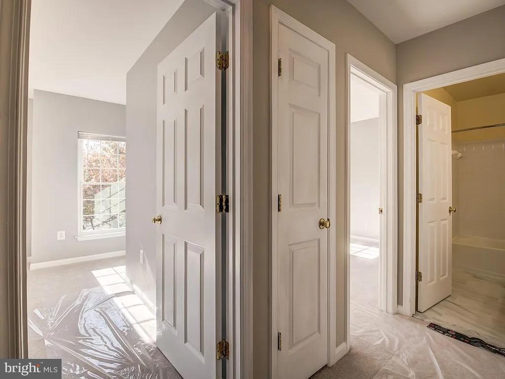 BLOOMS CROSSING - Residential Lease