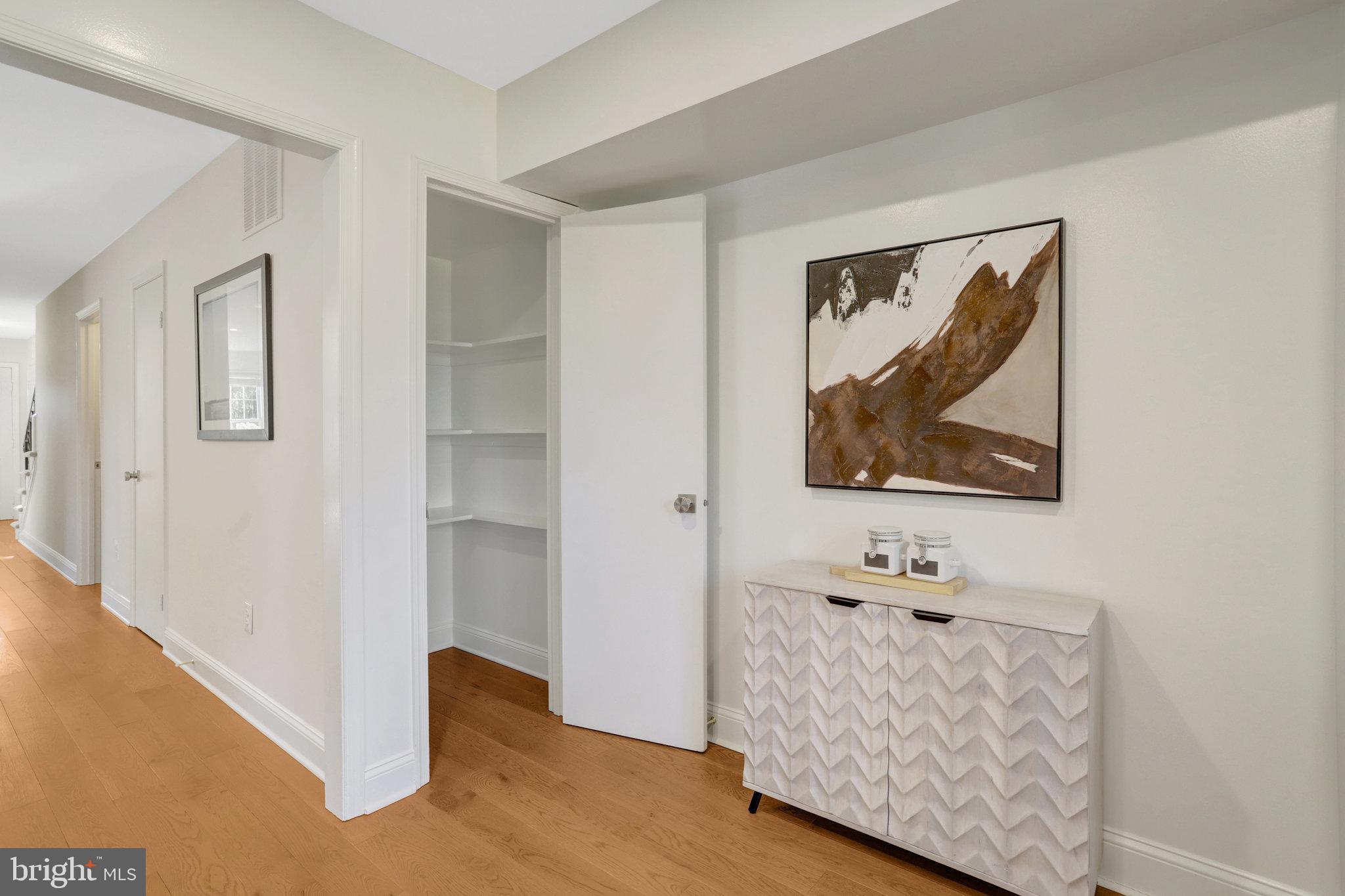 DEL RAY - Residential