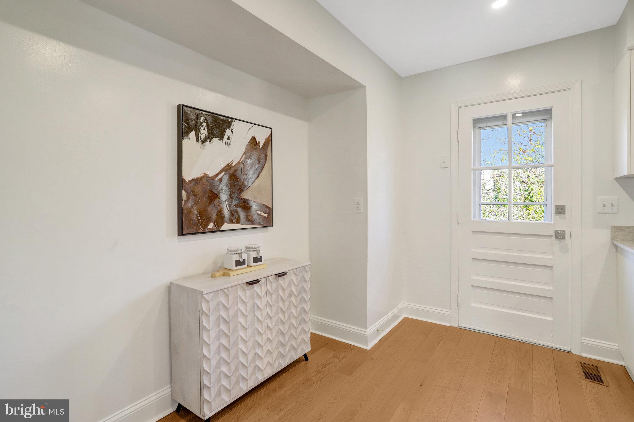 DEL RAY - Residential