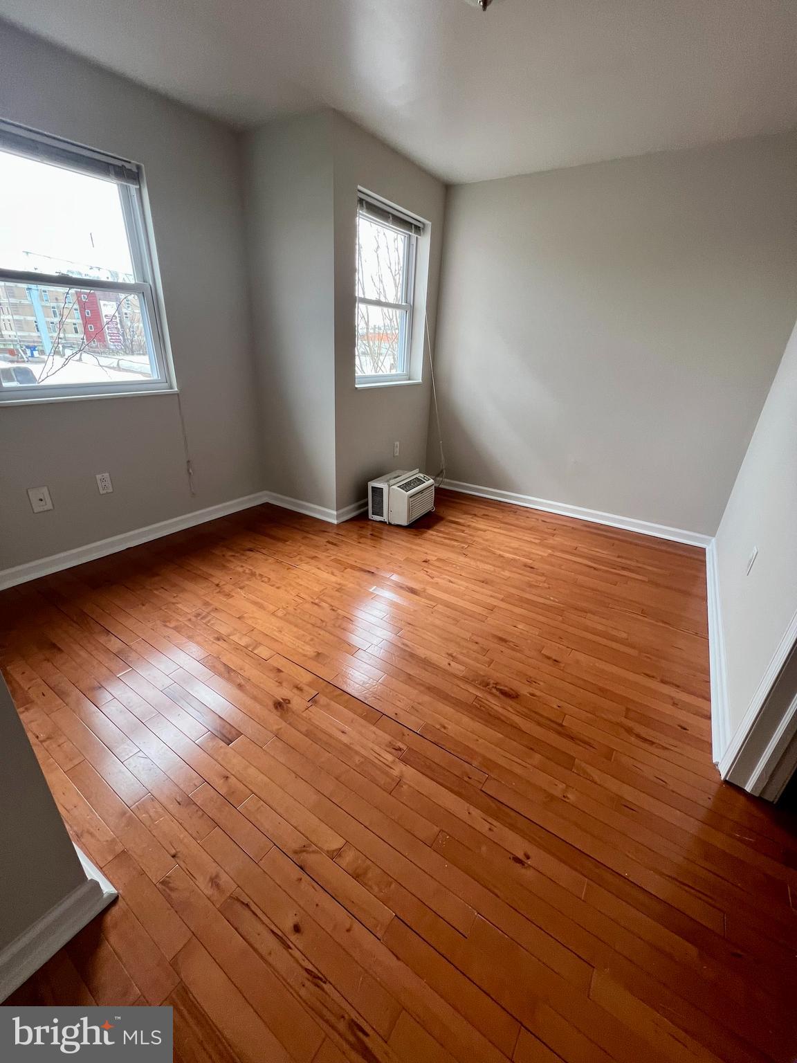 TEMPLE UNIVERSITY - Residential Lease