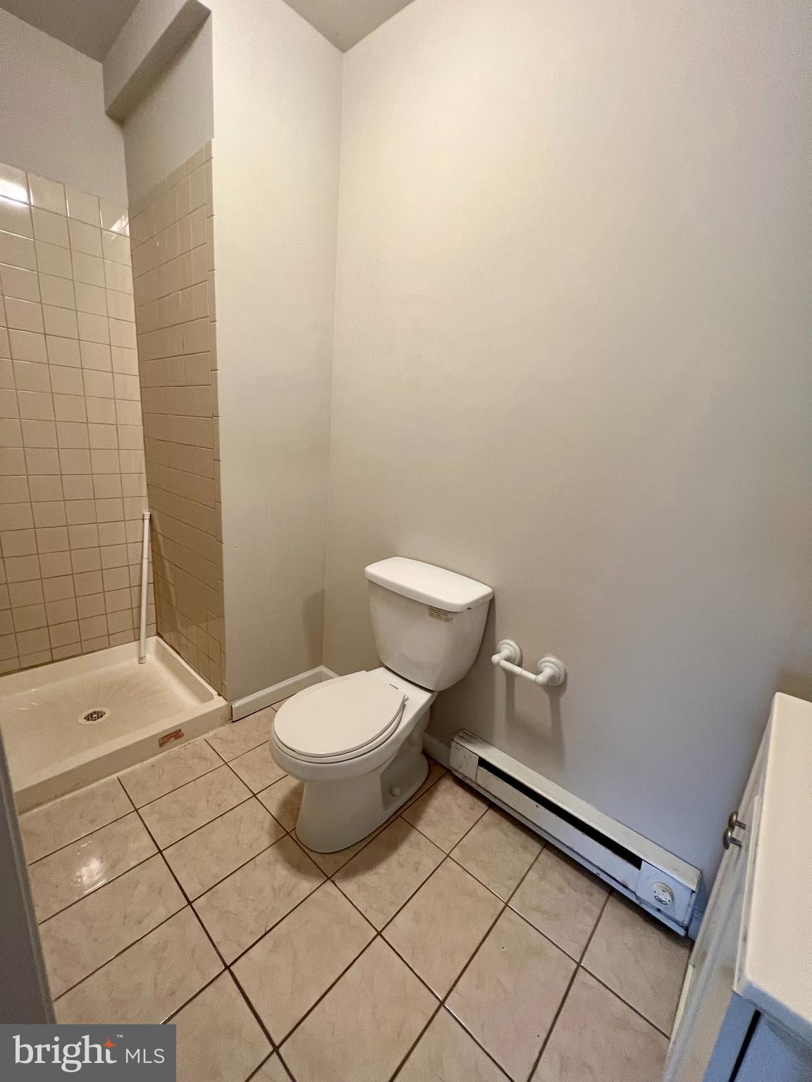 TEMPLE UNIVERSITY - Residential Lease