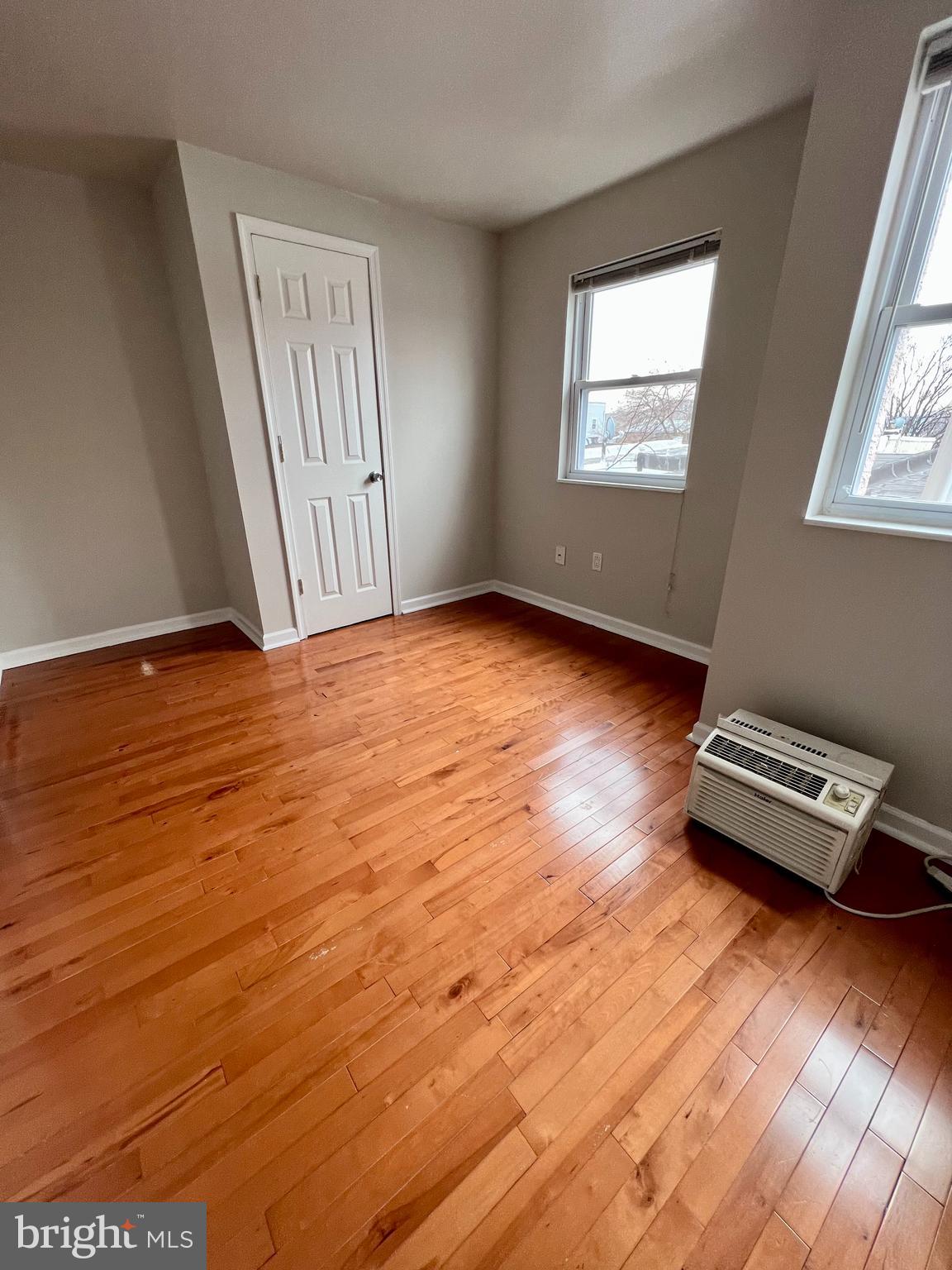 TEMPLE UNIVERSITY - Residential Lease