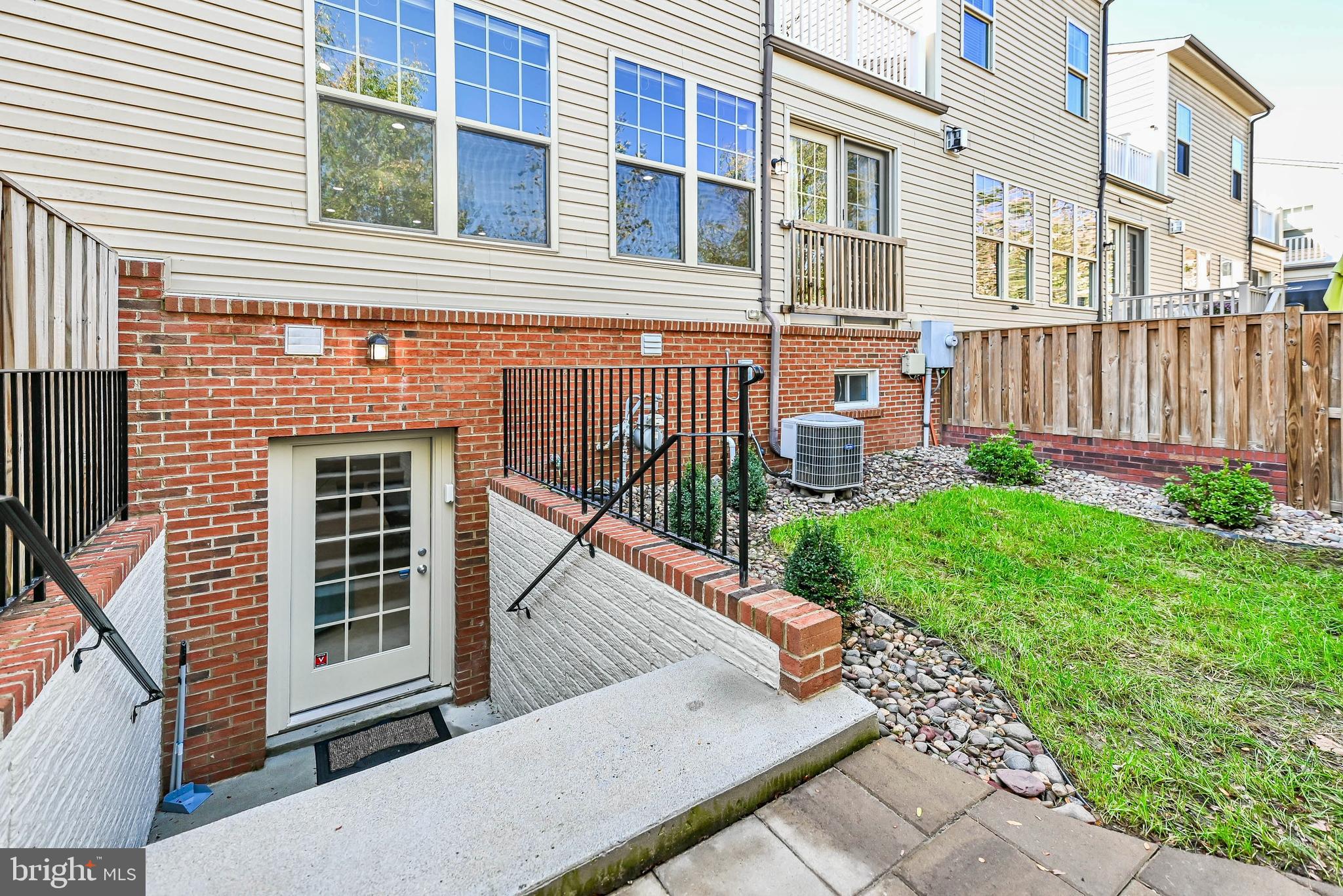 BRAMBLETON LANDBAY 3 - Residential