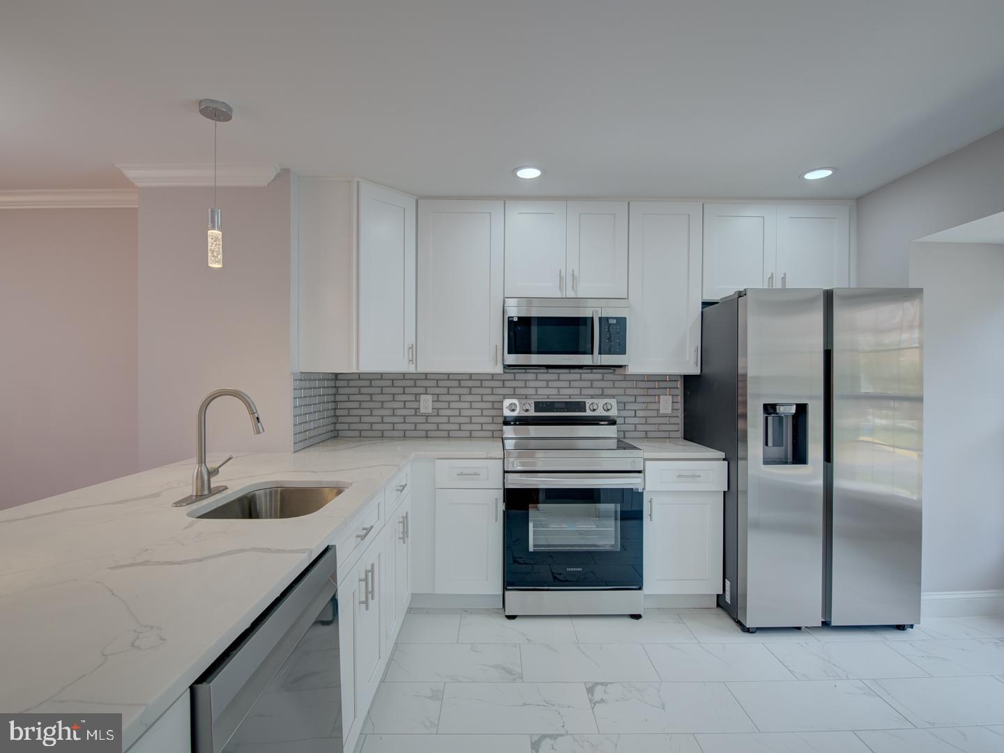 GERMANTOWN ESTATES - Residential