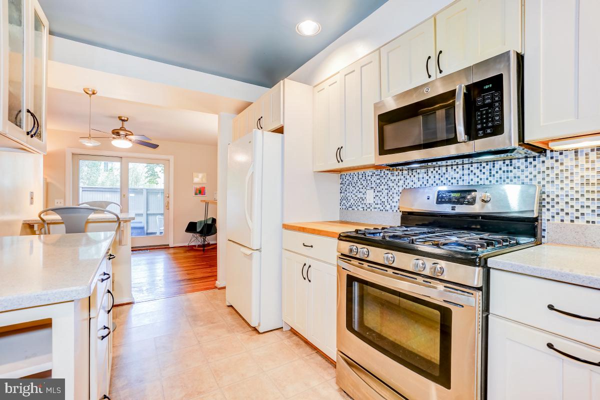 NEW MARK COMMONS - Residential