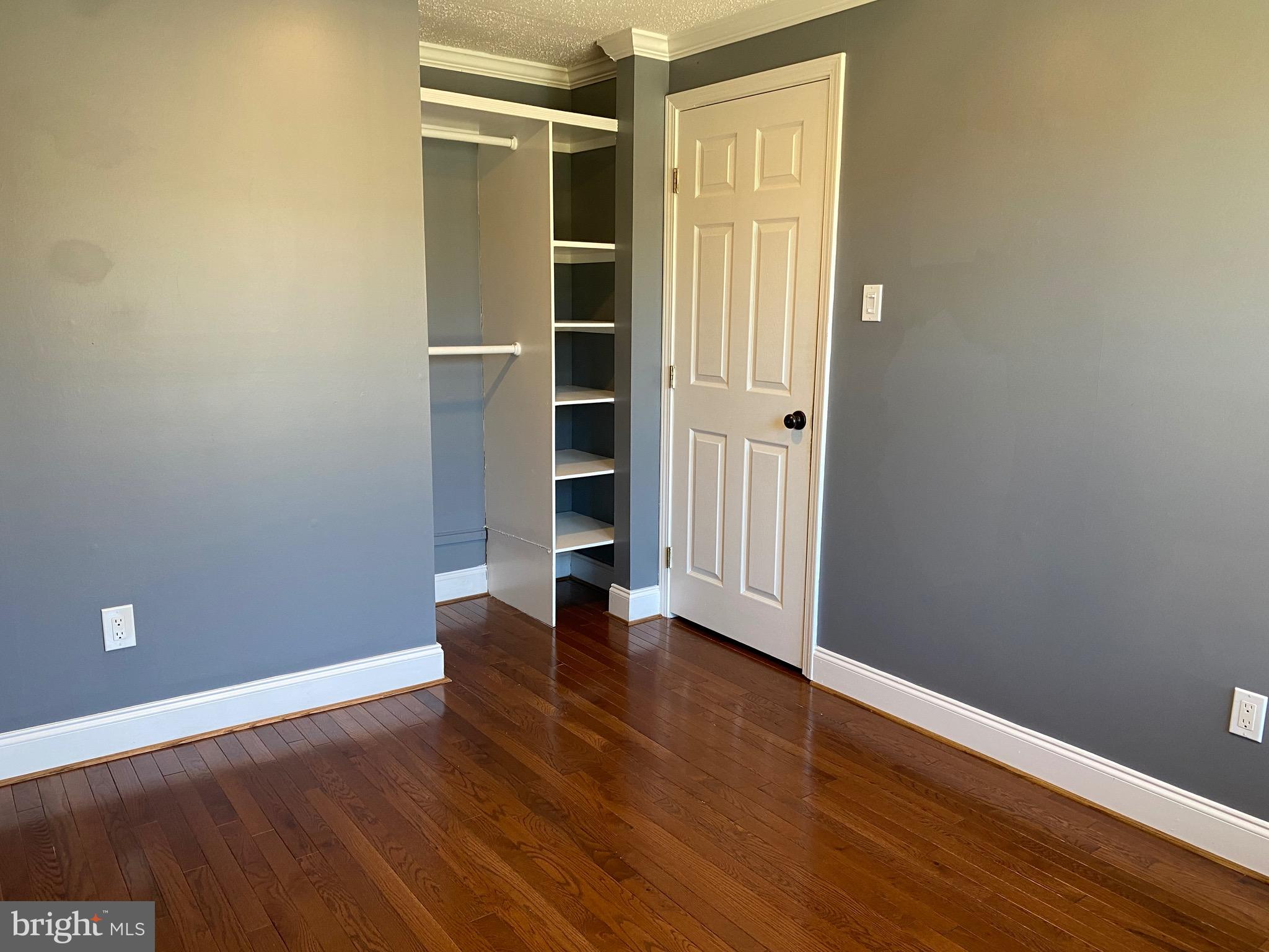 D EVEREUX WEST - Residential Lease