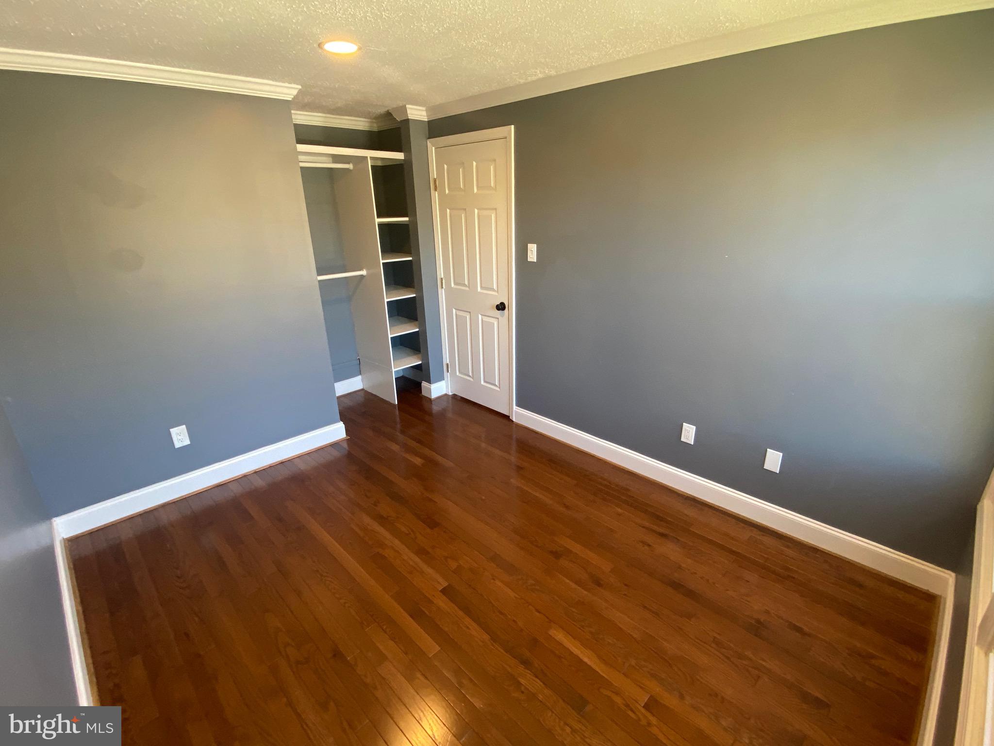 D EVEREUX WEST - Residential Lease