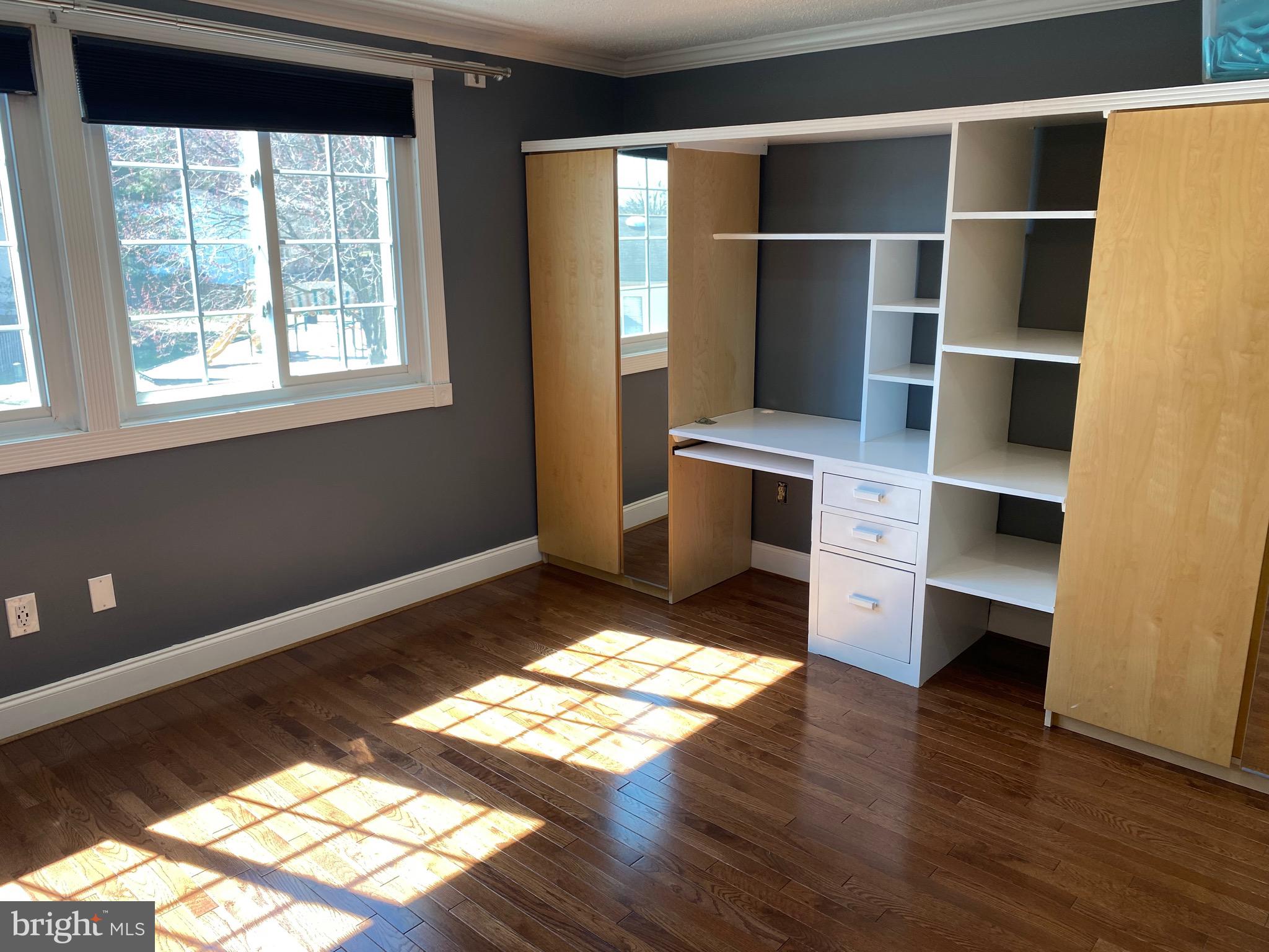 D EVEREUX WEST - Residential Lease