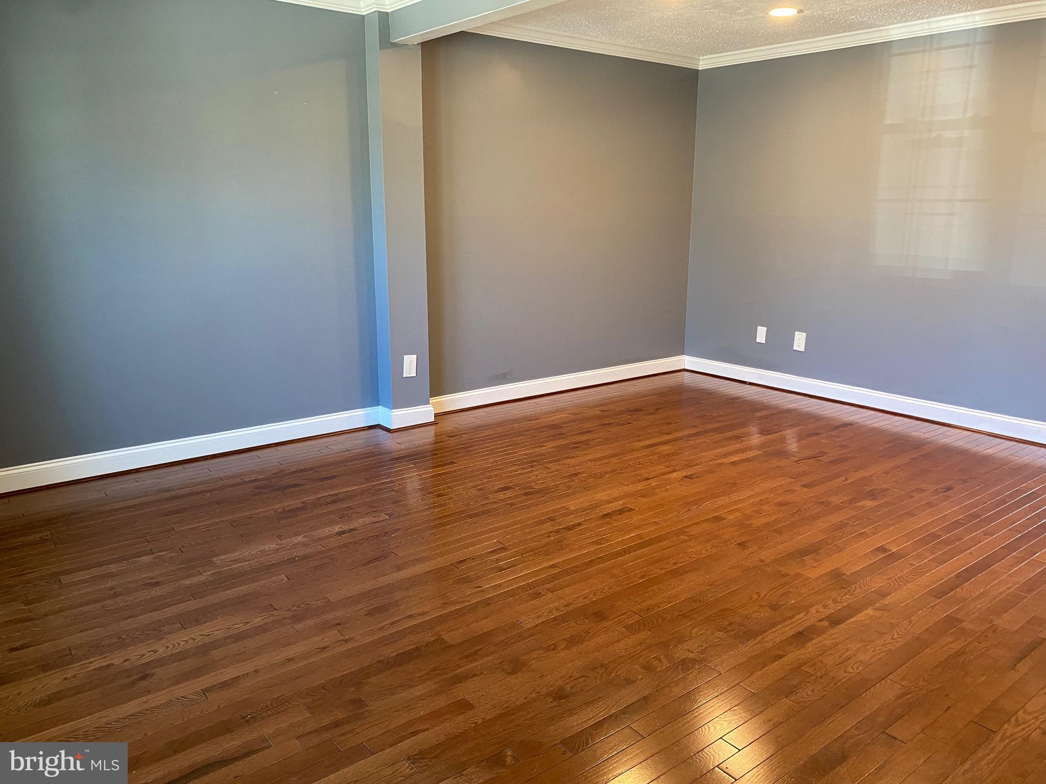 D EVEREUX WEST - Residential Lease