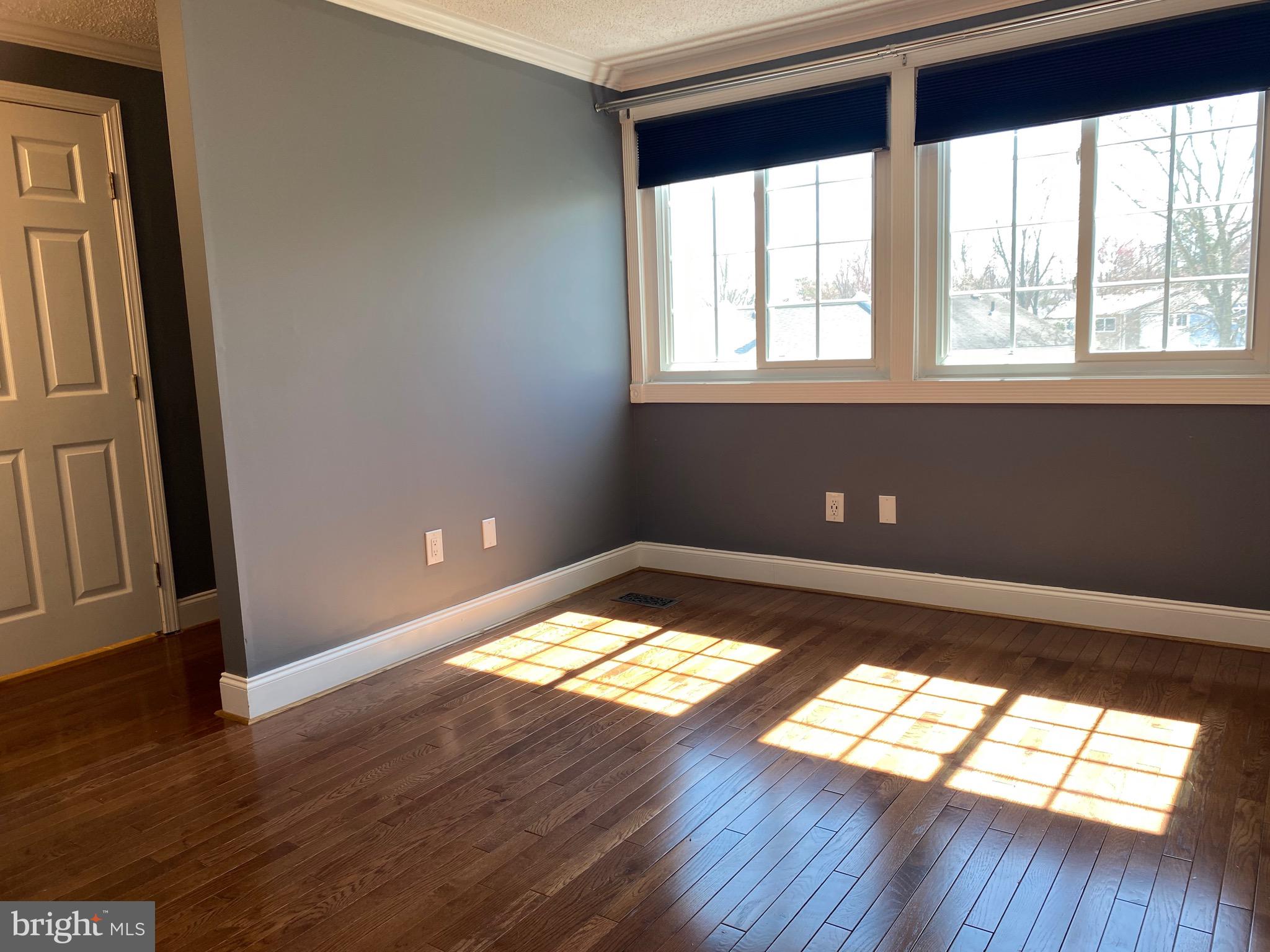 D EVEREUX WEST - Residential Lease