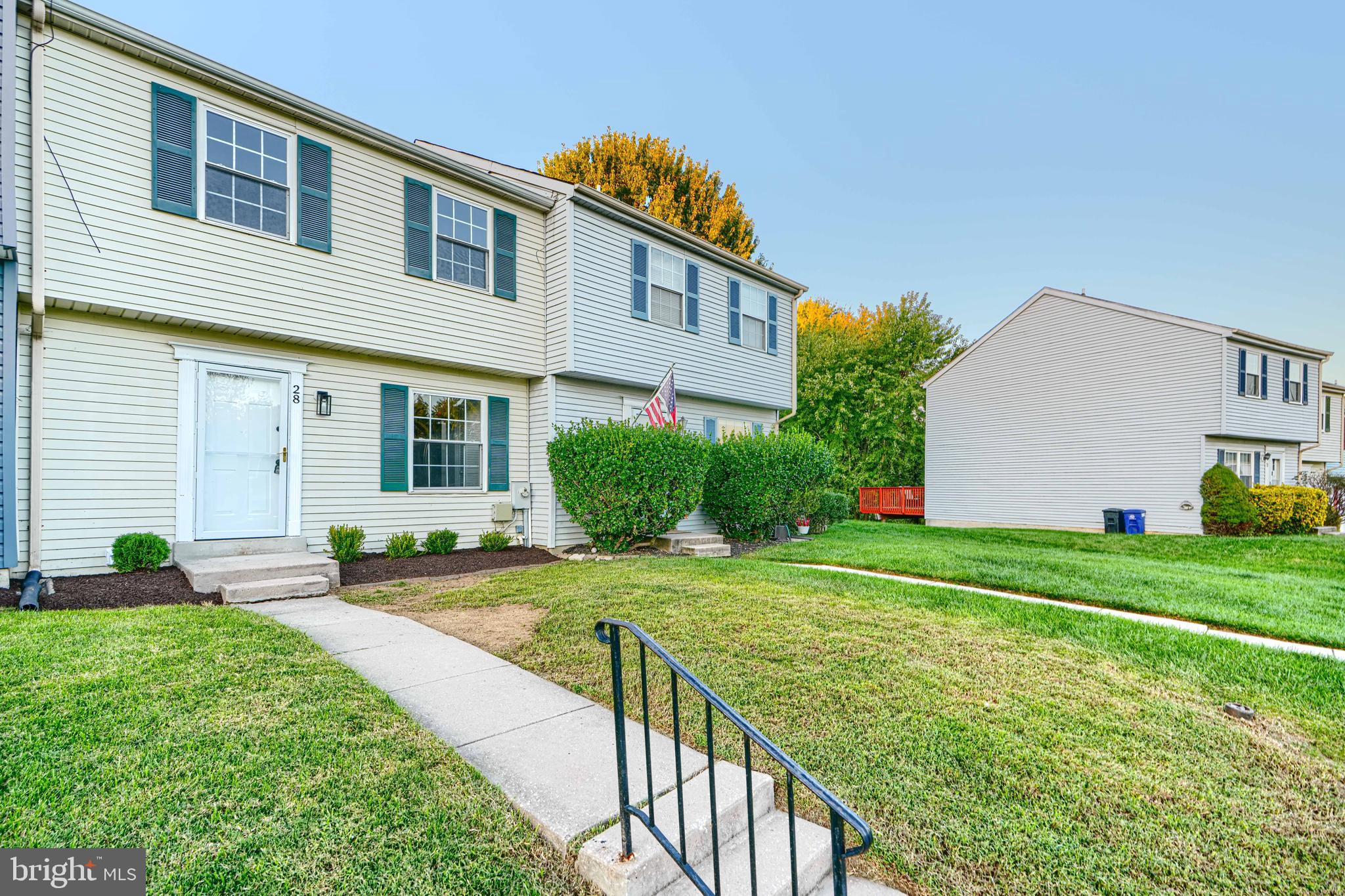 PINEDALE WOODS - Residential Lease