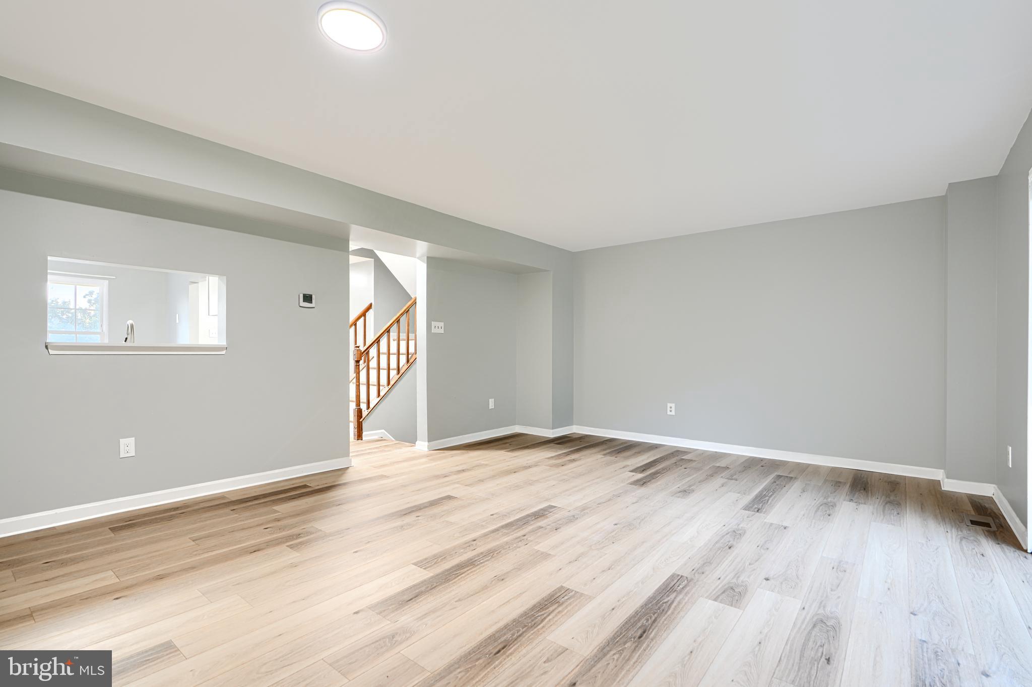 PINEDALE WOODS - Residential Lease