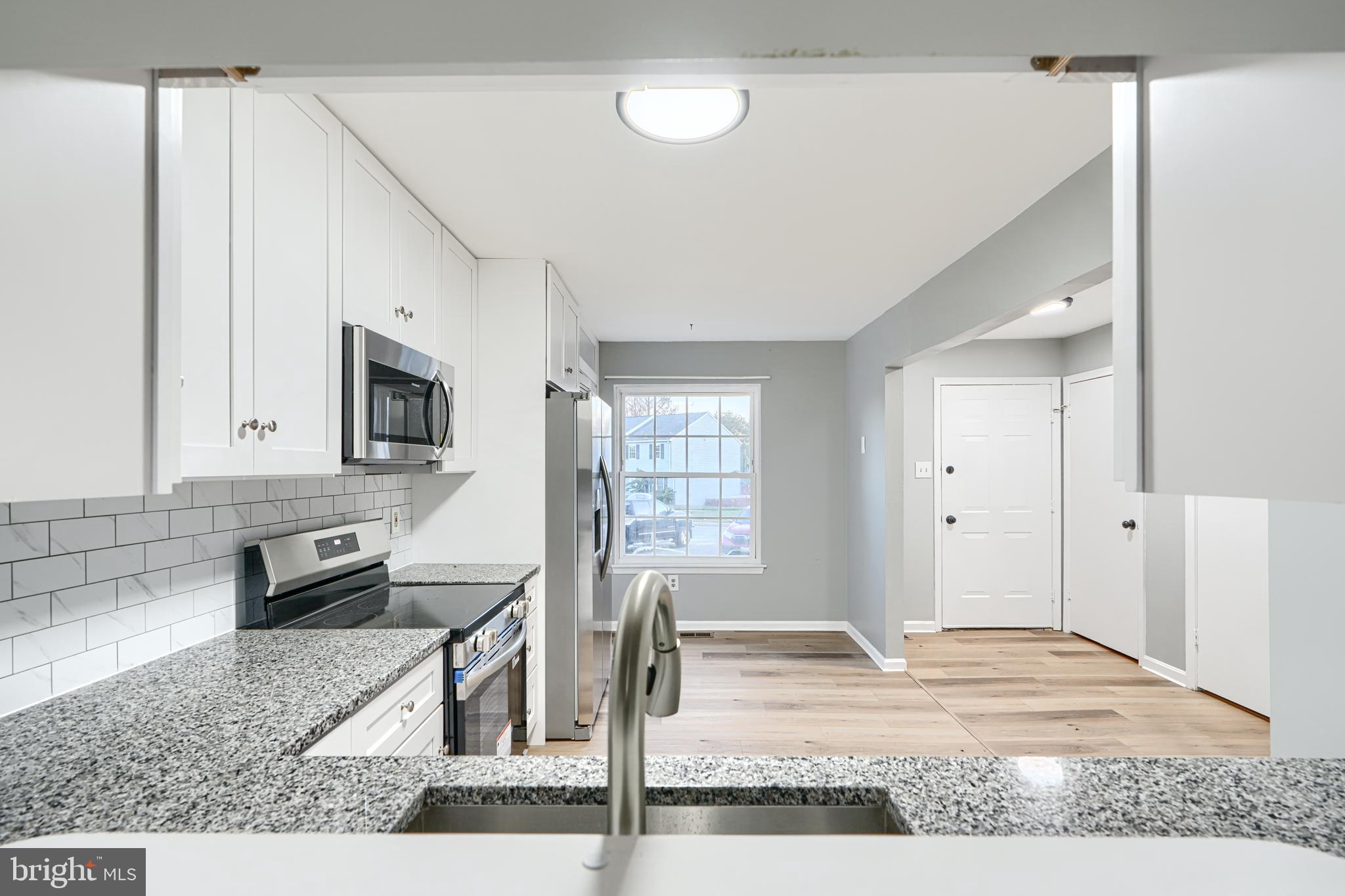 PINEDALE WOODS - Residential Lease