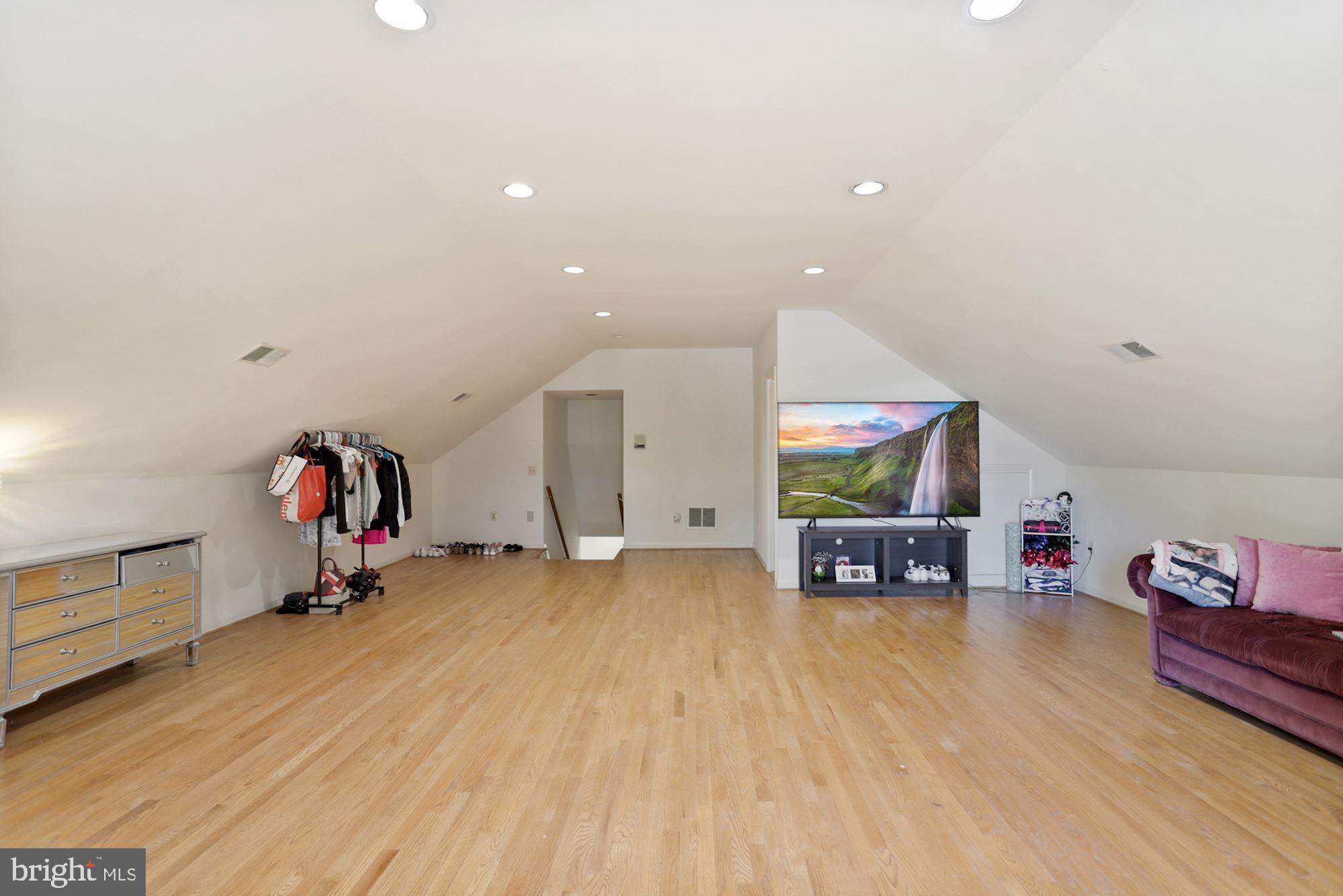 POTOMAC VIEW ESTATES - Residential