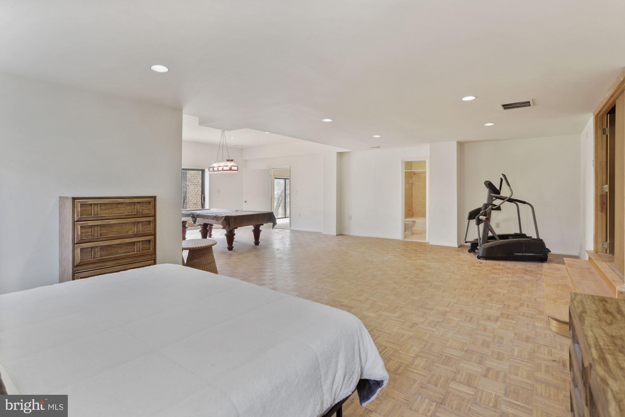 POTOMAC VIEW ESTATES - Residential