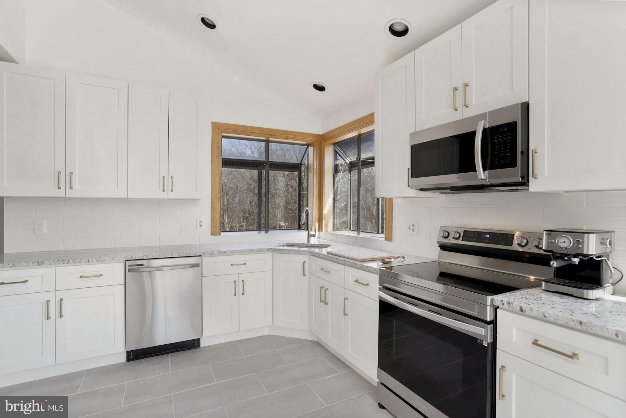 POTOMAC VIEW ESTATES - Residential