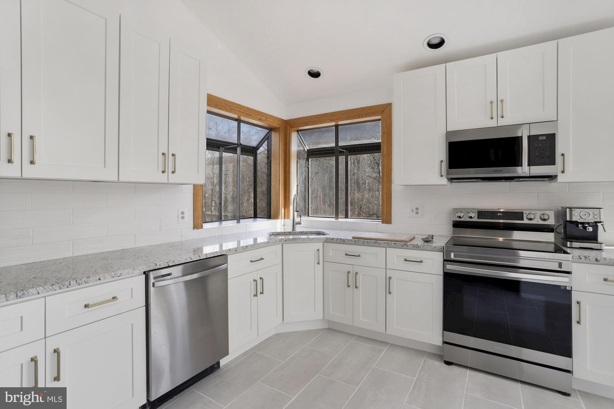 POTOMAC VIEW ESTATES - Residential