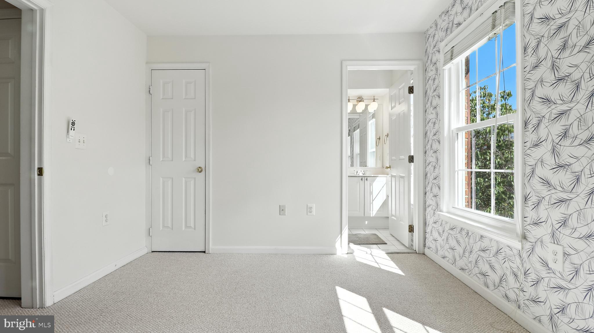 MONROE - Residential Lease