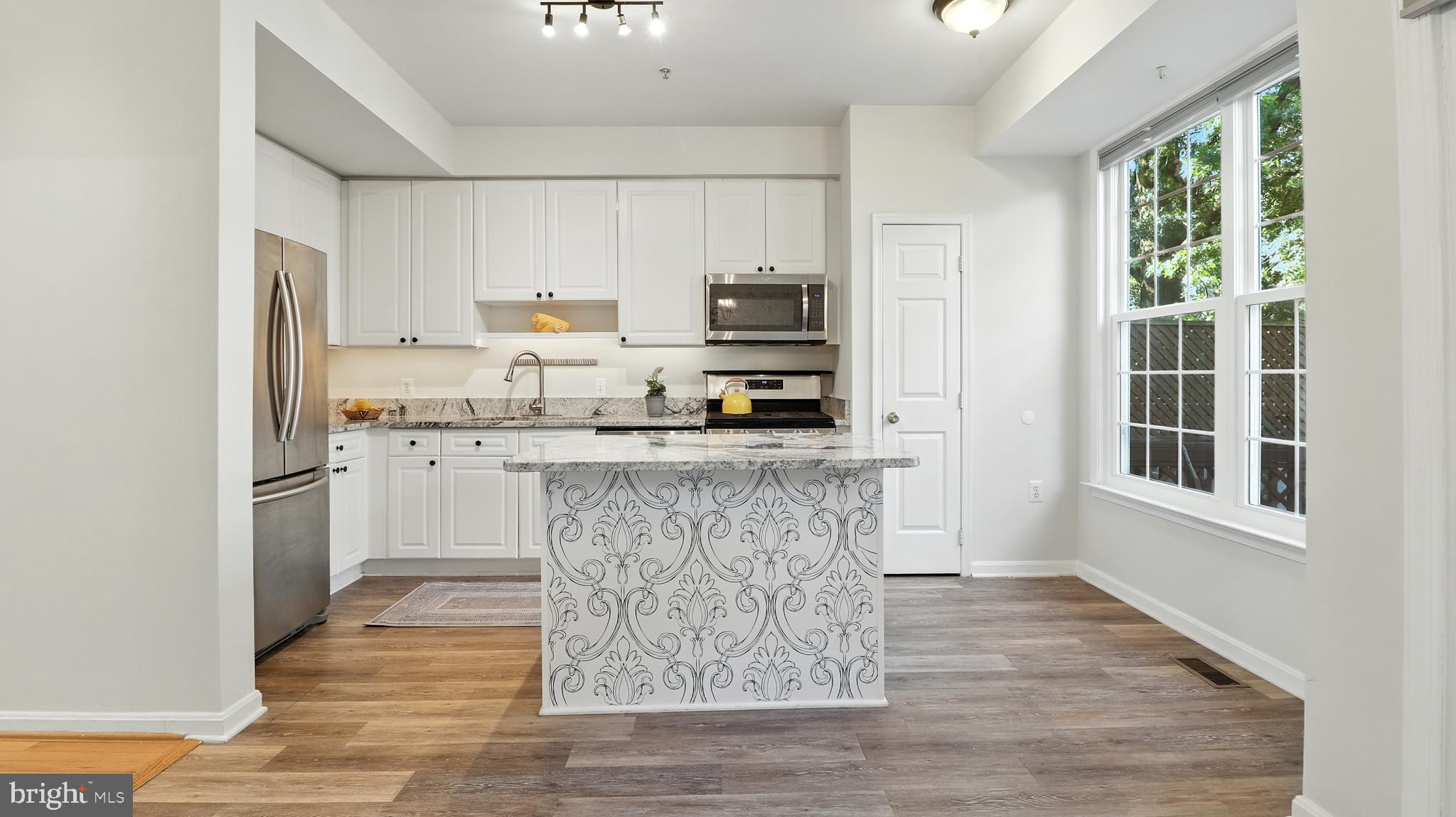 MONROE - Residential Lease