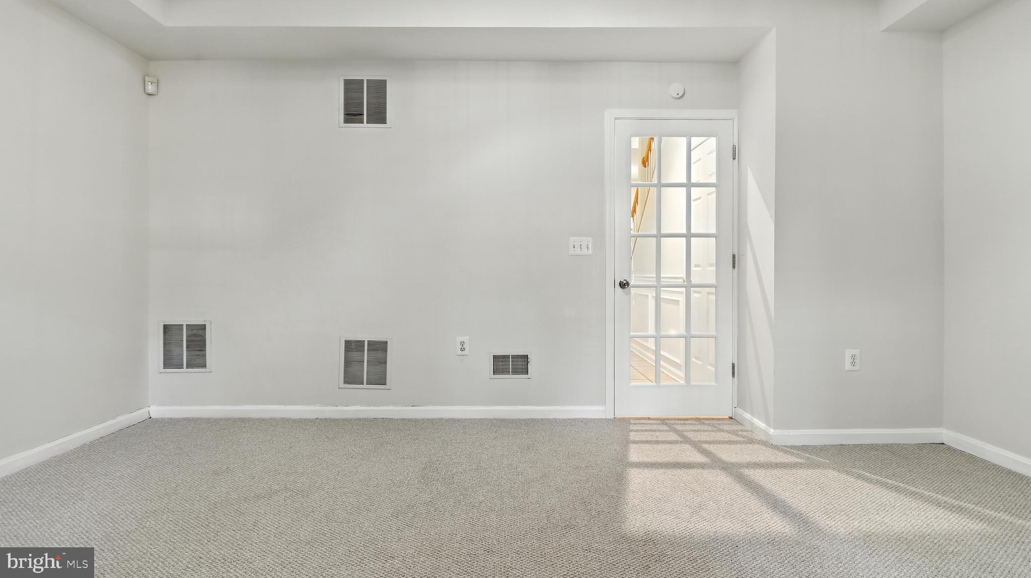 MONROE - Residential Lease