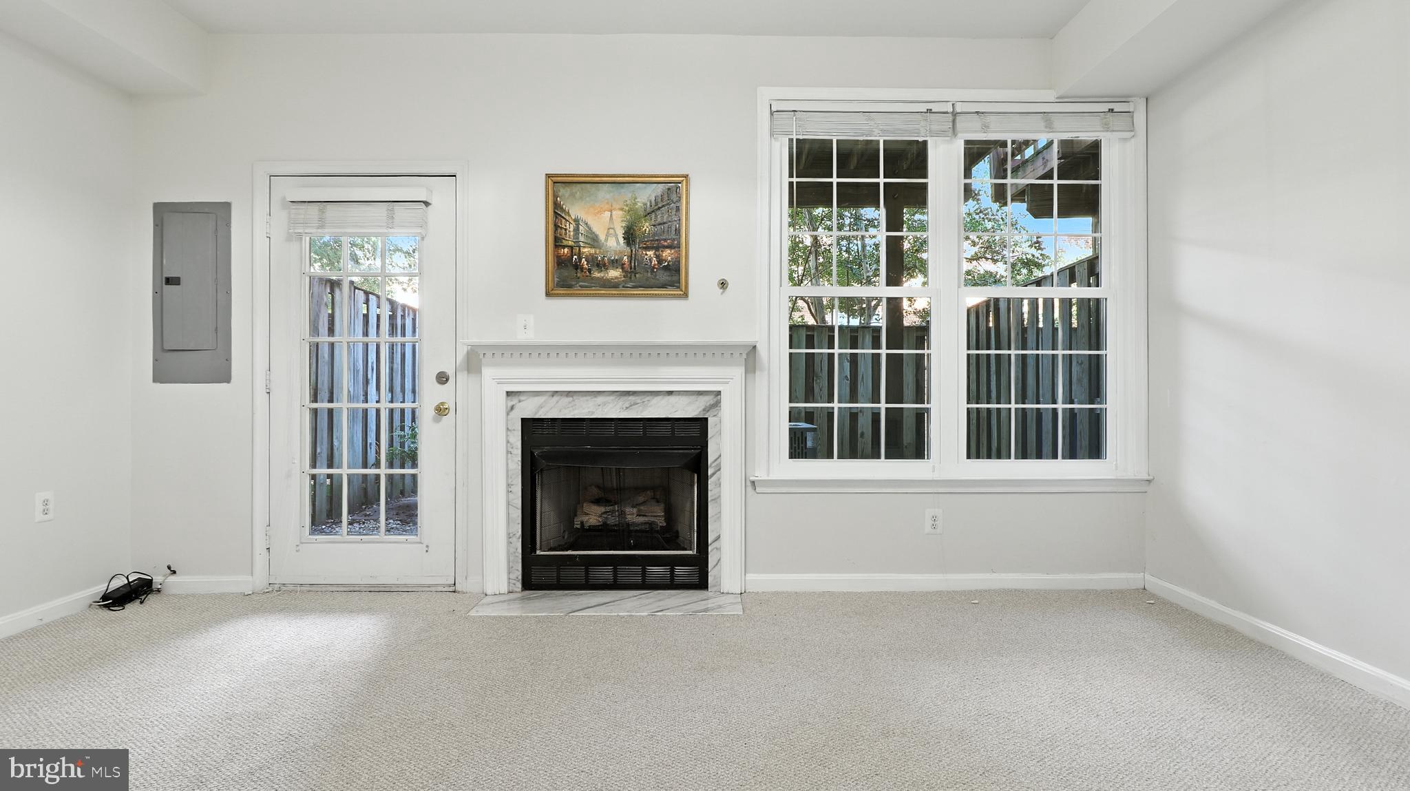 MONROE - Residential Lease