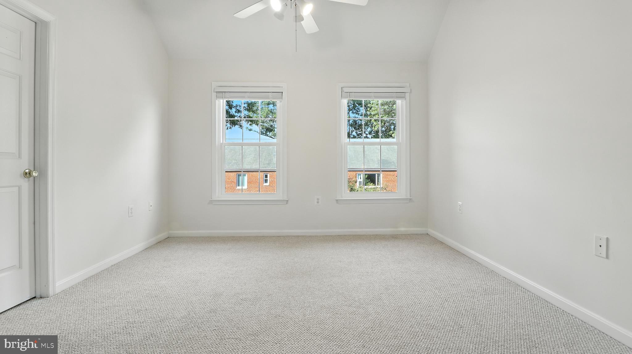 MONROE - Residential Lease