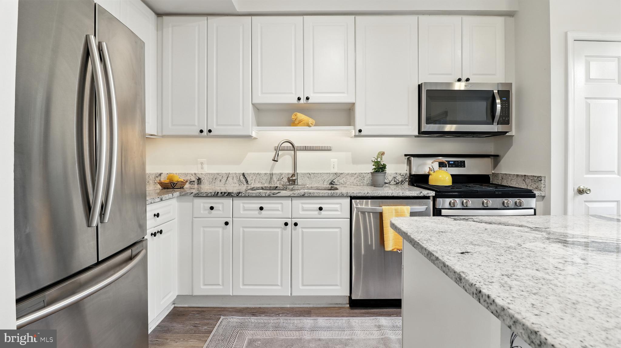 MONROE - Residential Lease