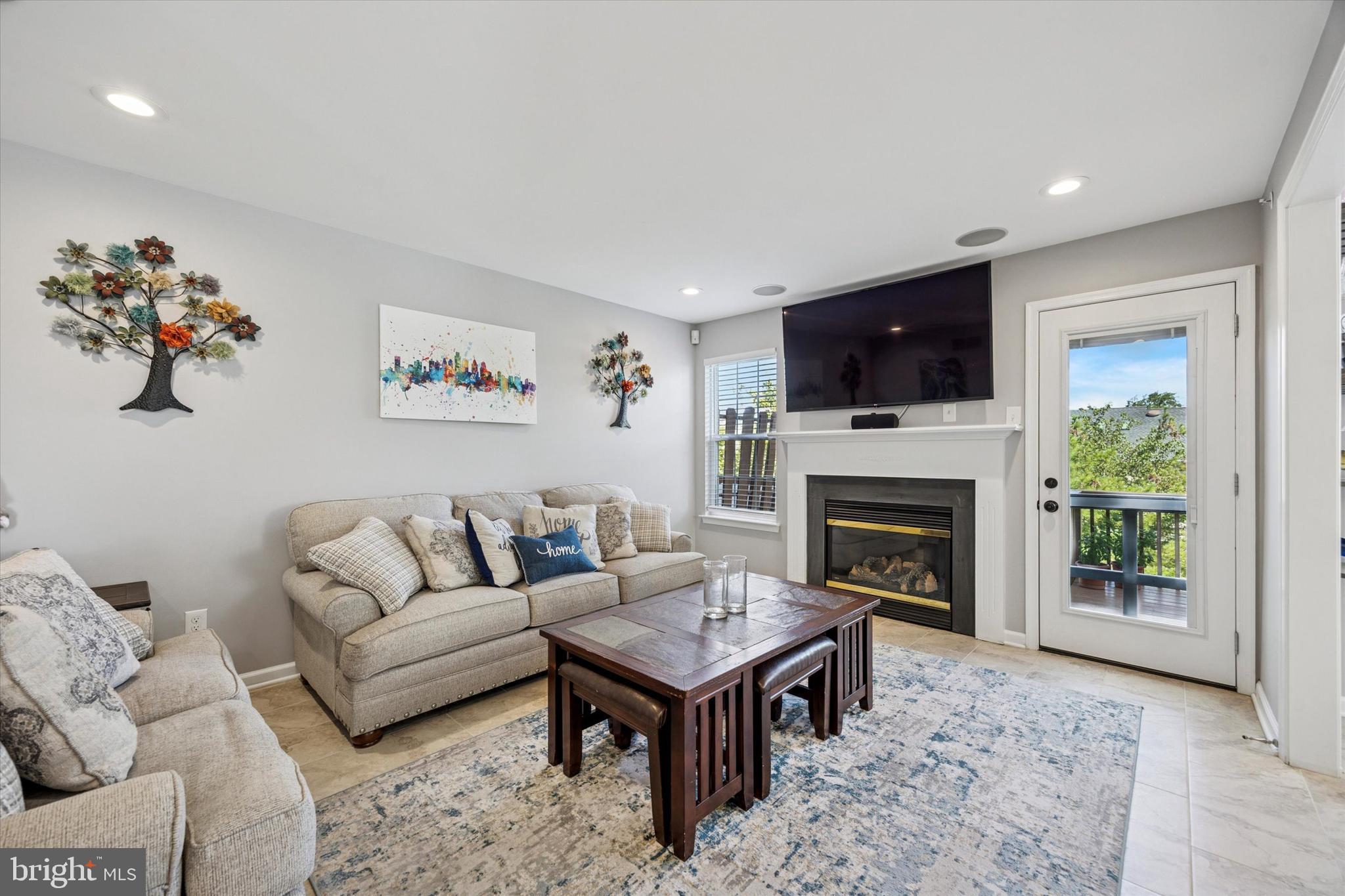 GLENN ROSE - Residential