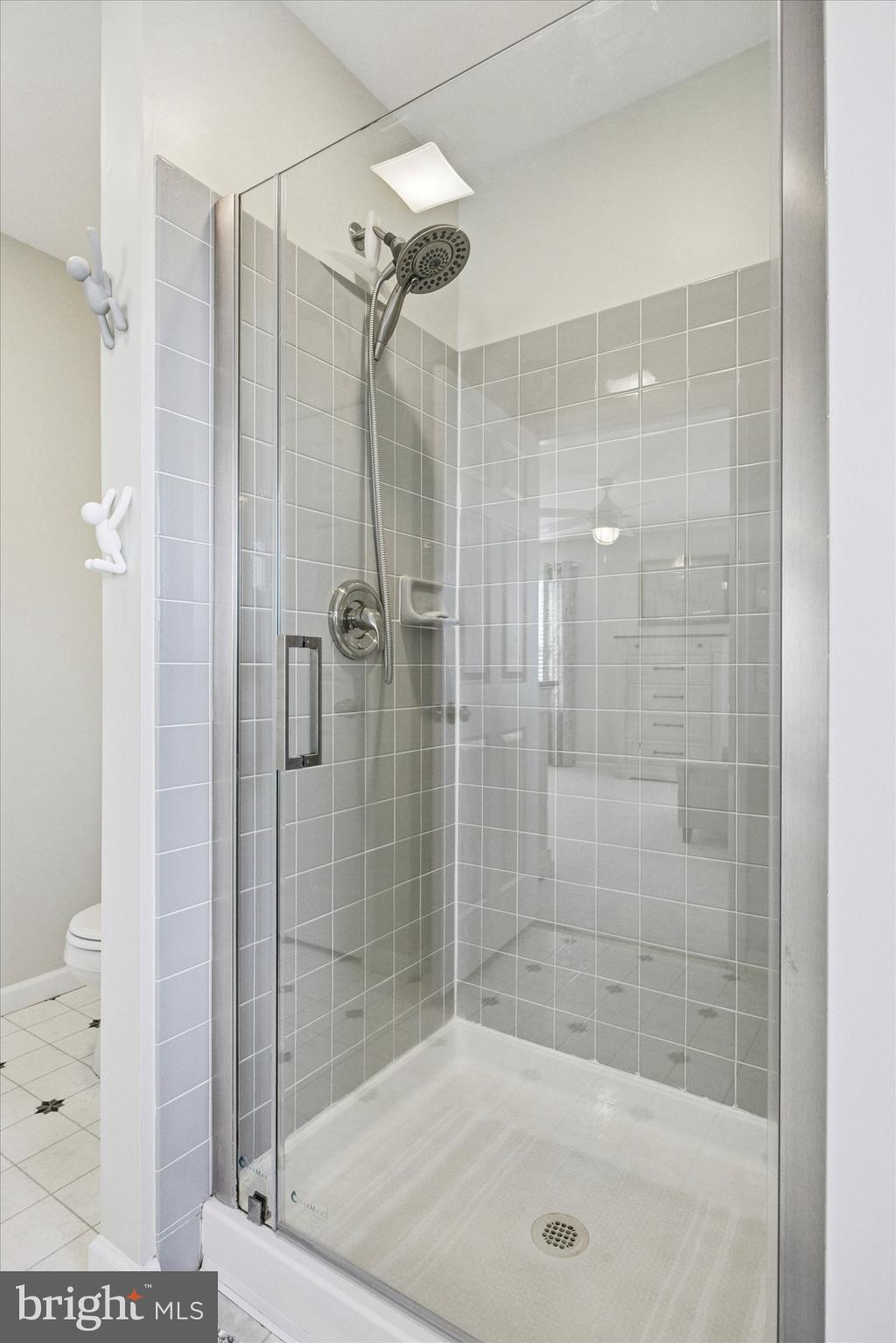 GLENN ROSE - Residential