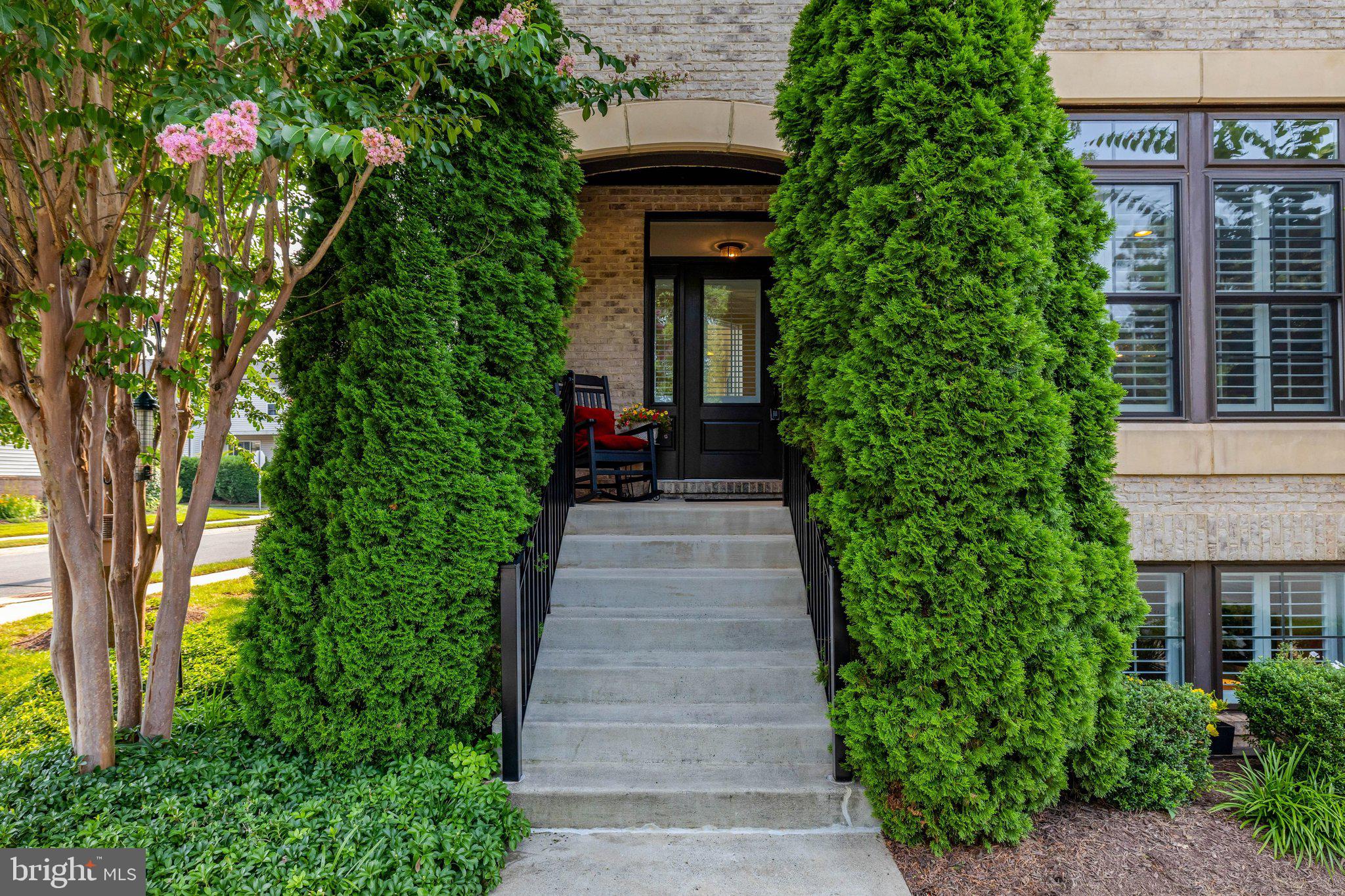 20405 SAVIN HILL DRIVE