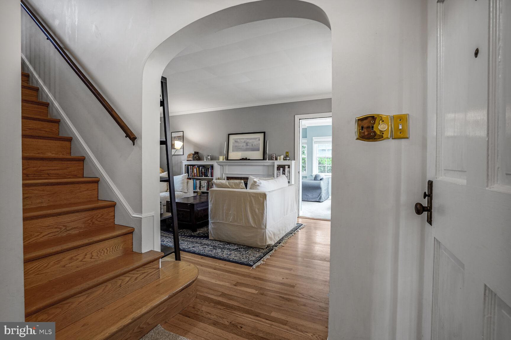 MADISON MANOR - Residential Lease