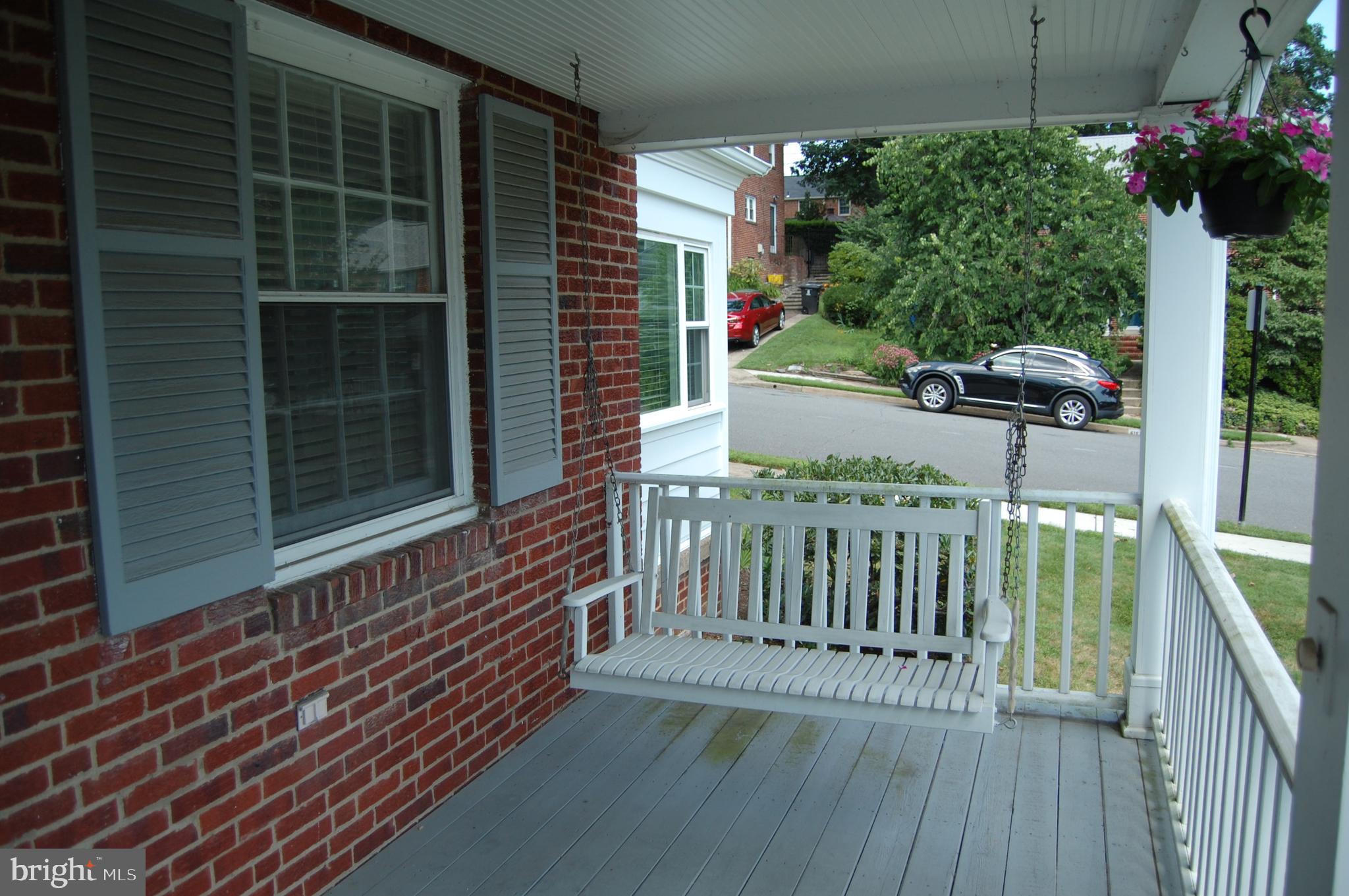 MADISON MANOR - Residential Lease