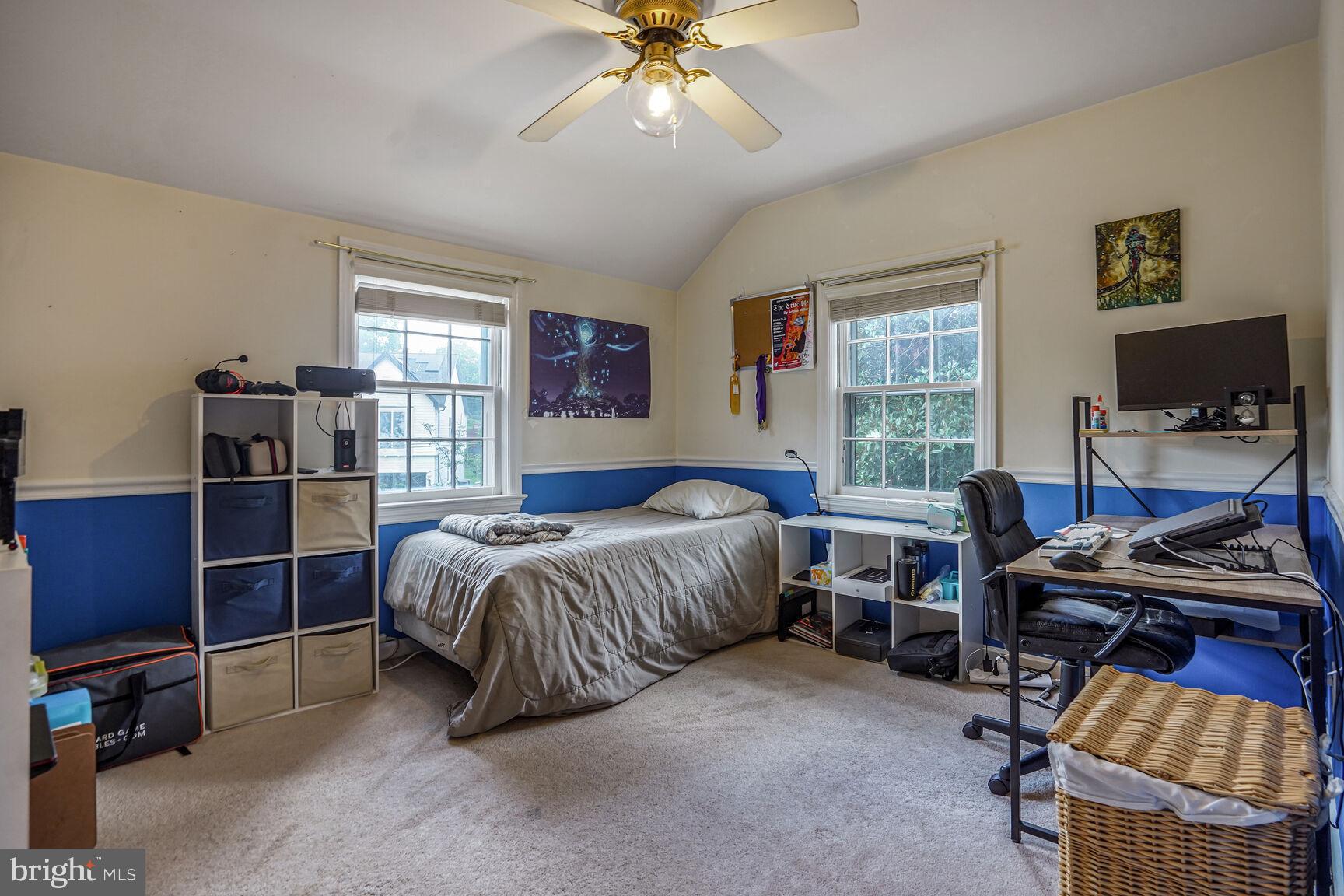 MADISON MANOR - Residential Lease