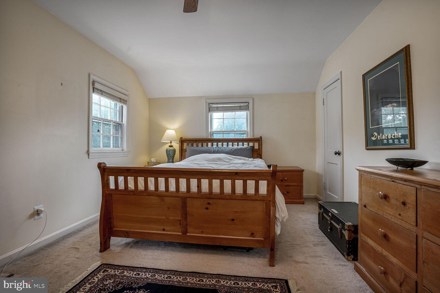 MADISON MANOR - Residential Lease