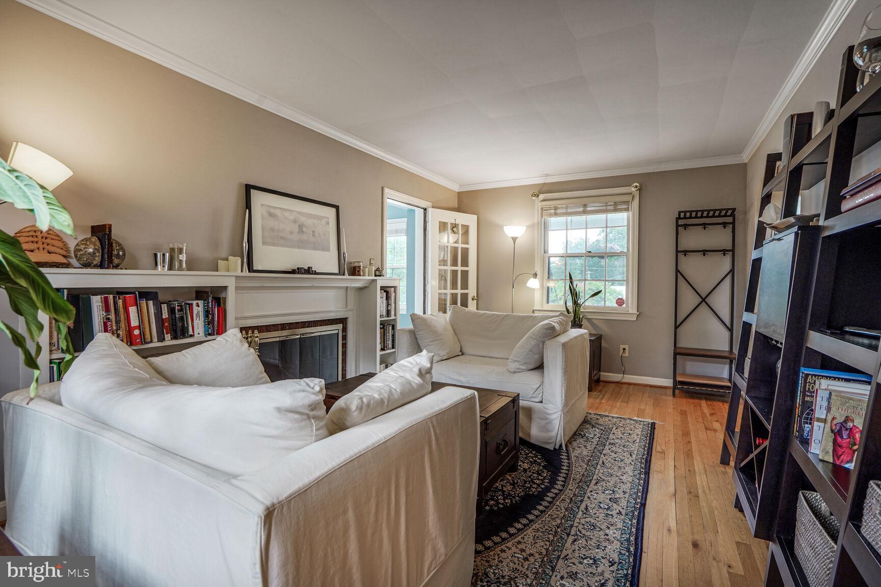 MADISON MANOR - Residential Lease