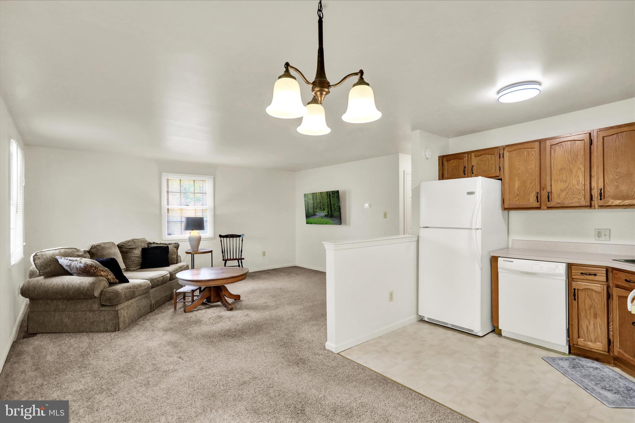 MIFFLIN WOODS - Residential