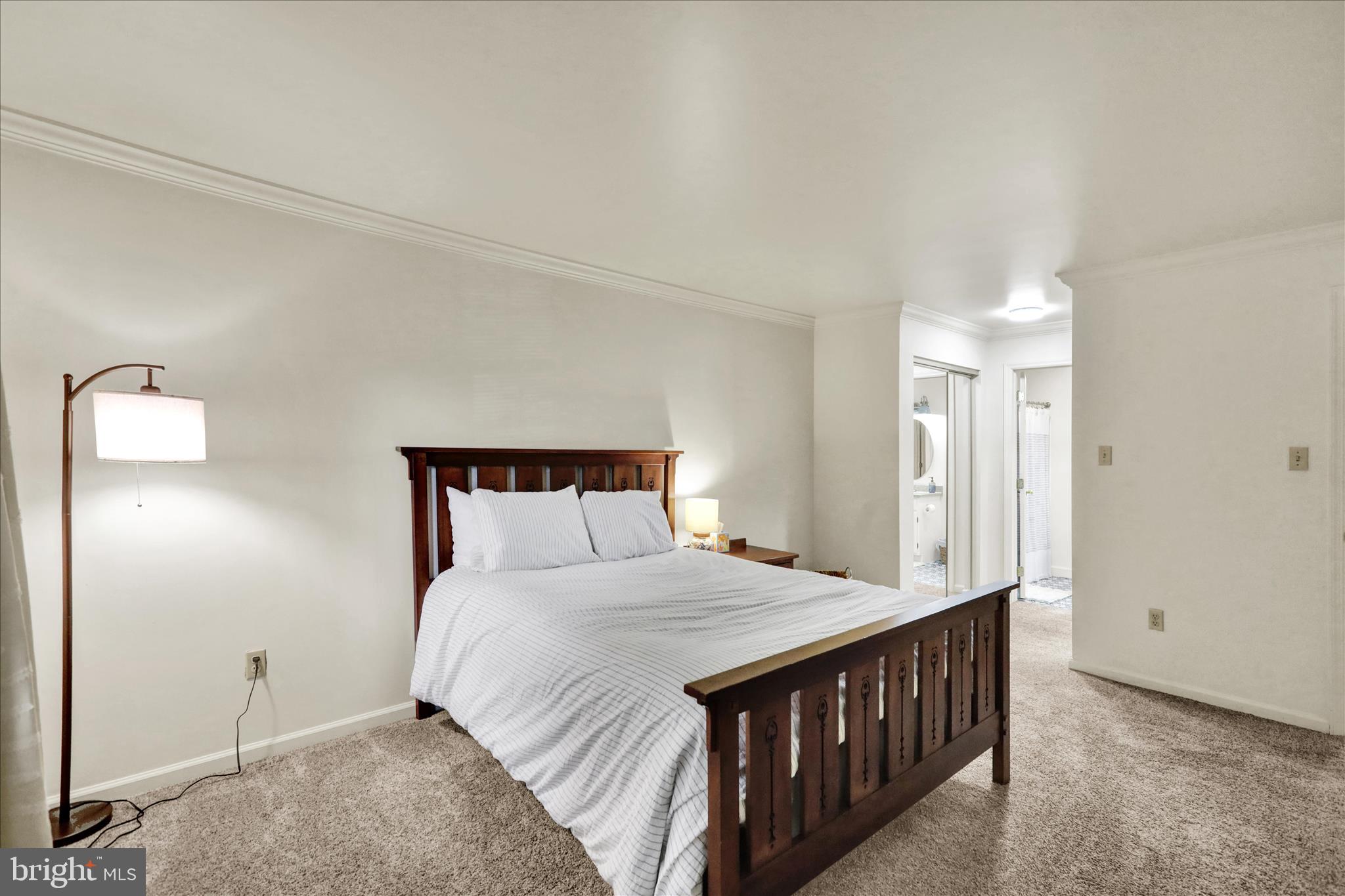 MIFFLIN WOODS - Residential