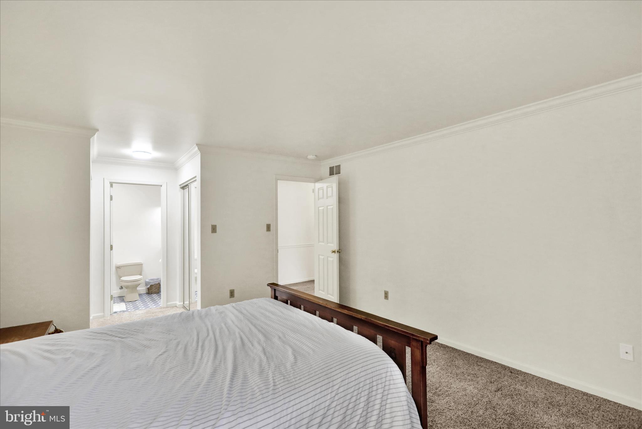 MIFFLIN WOODS - Residential