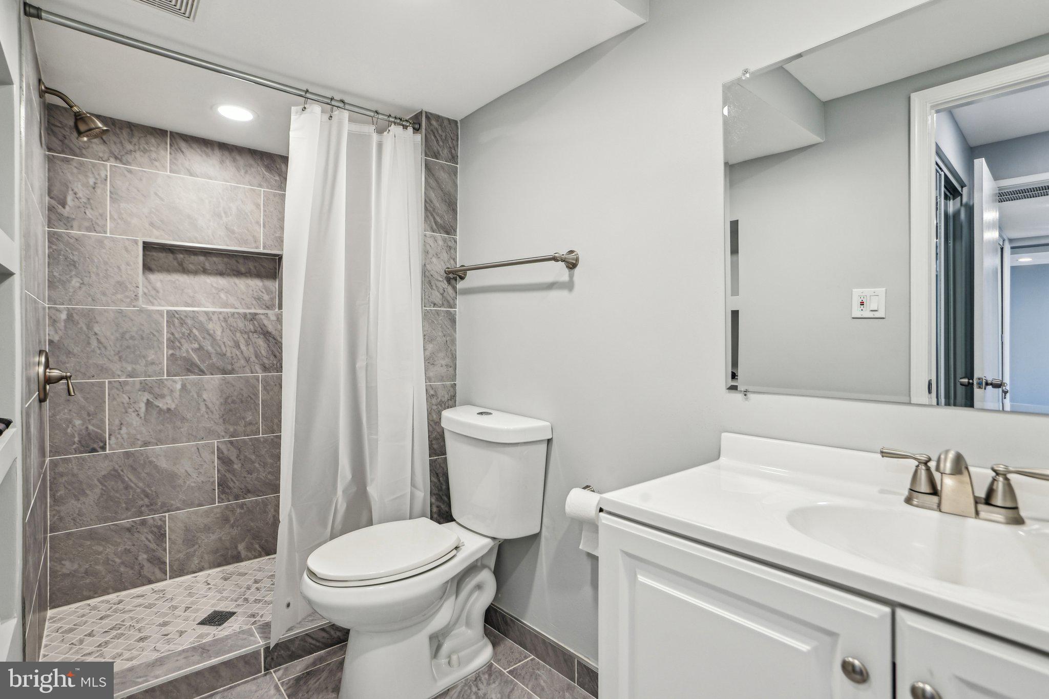 KIMBERLY PLACE - Residential