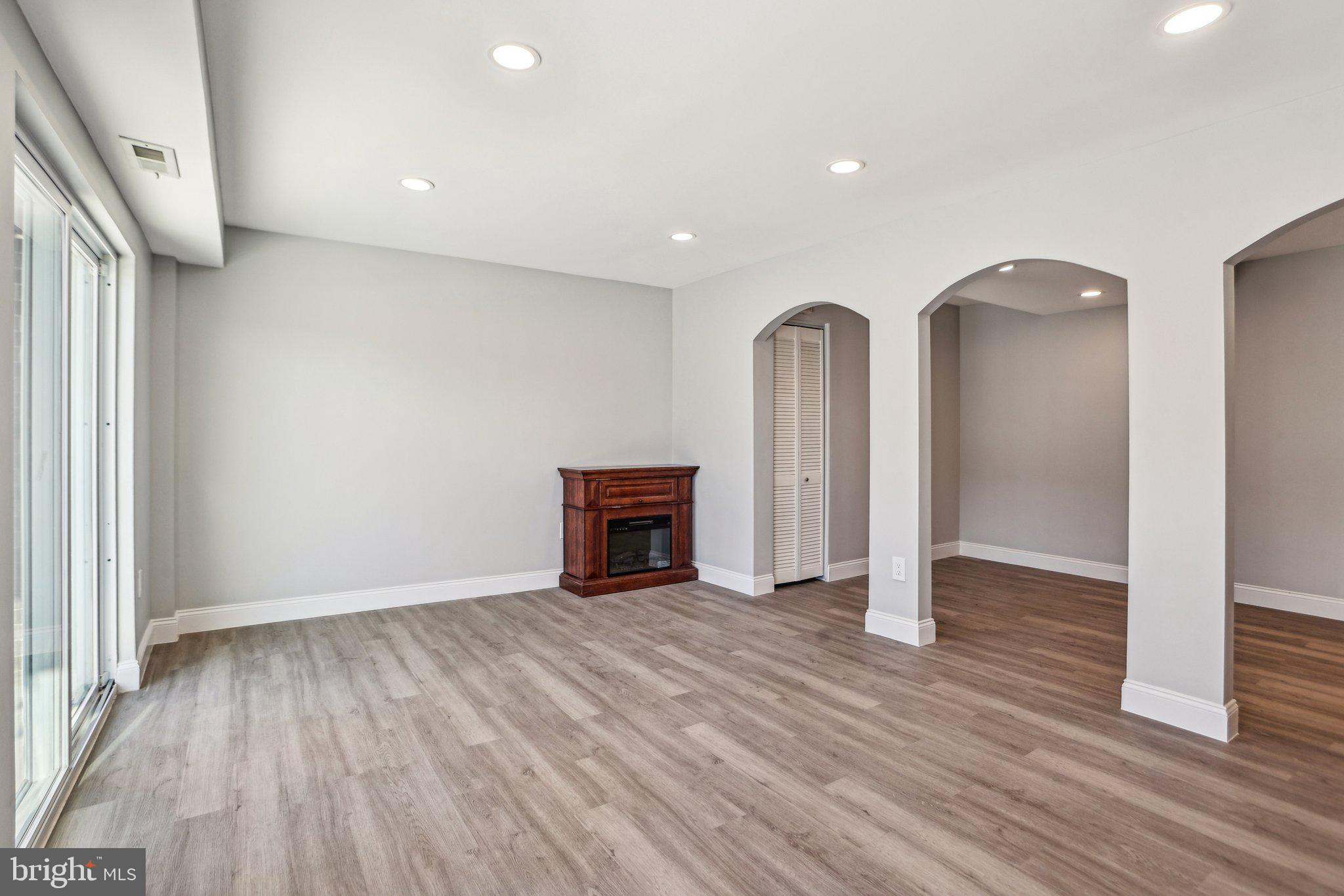 KIMBERLY PLACE - Residential