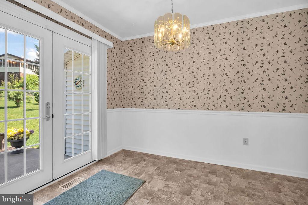 PIKEVIEW ACRES WEST - Residential