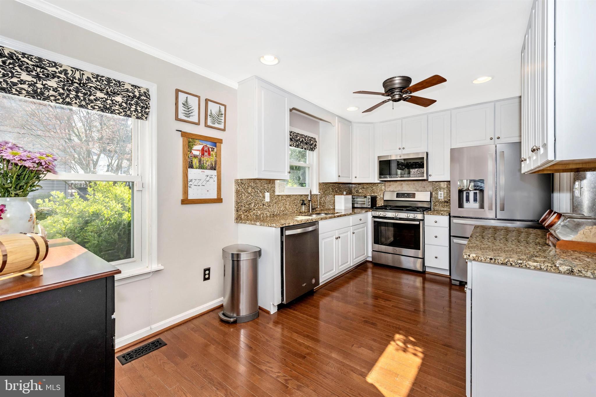 BERKLEY ESTATES - Residential