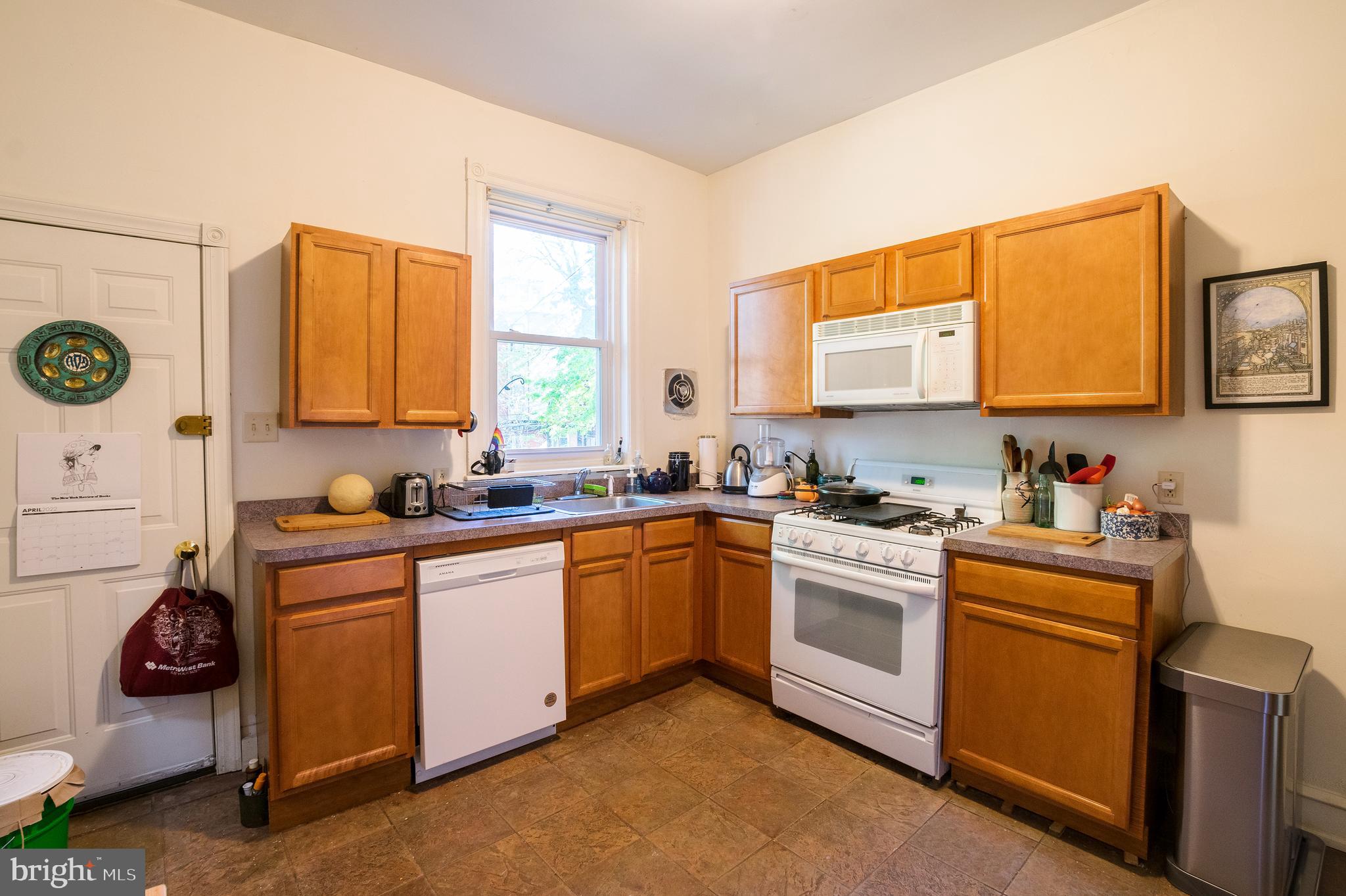 SPRUCE HILL - Residential Lease